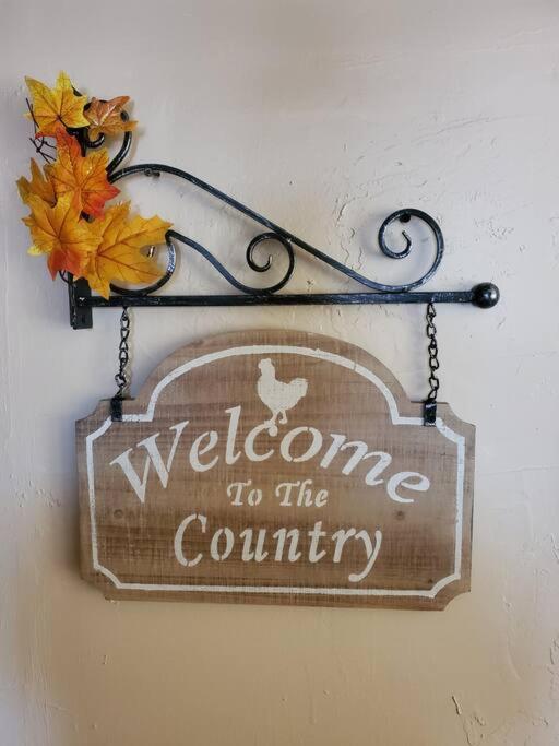 Kentucky Hills Country Cottage - Country Life