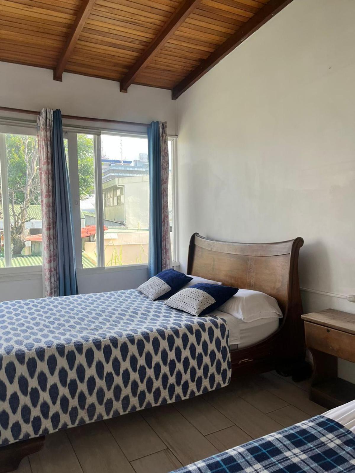 Gaudy's Hostel