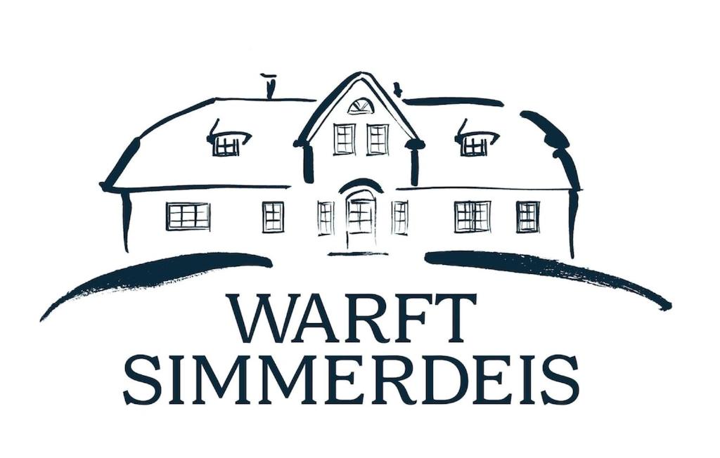 Dachgeschosswohnung Warft Simmerdeis in Reetdachhaus mit parkähnlichem Garten