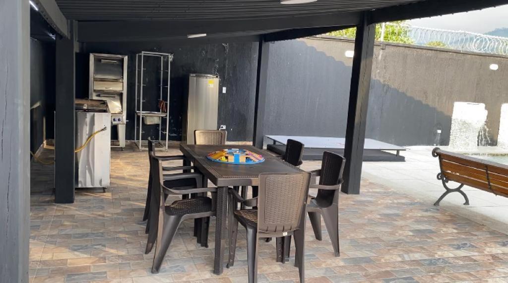chalet el pilar, Barcelona quindio