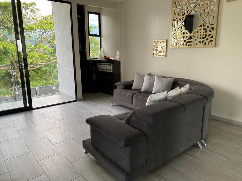 chalet el pilar, Barcelona quindio