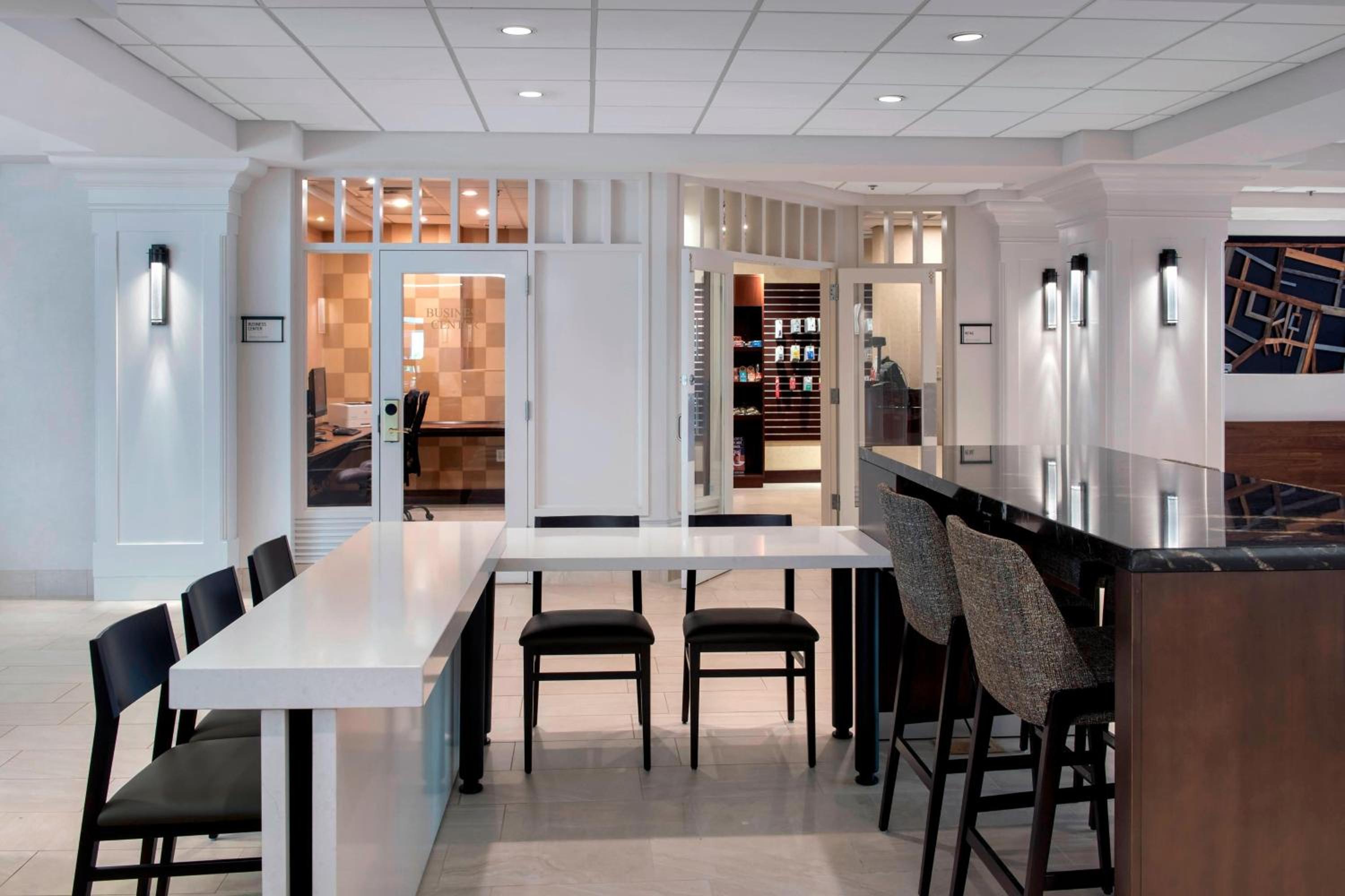 Boston Marriott Peabody - Property Image 60