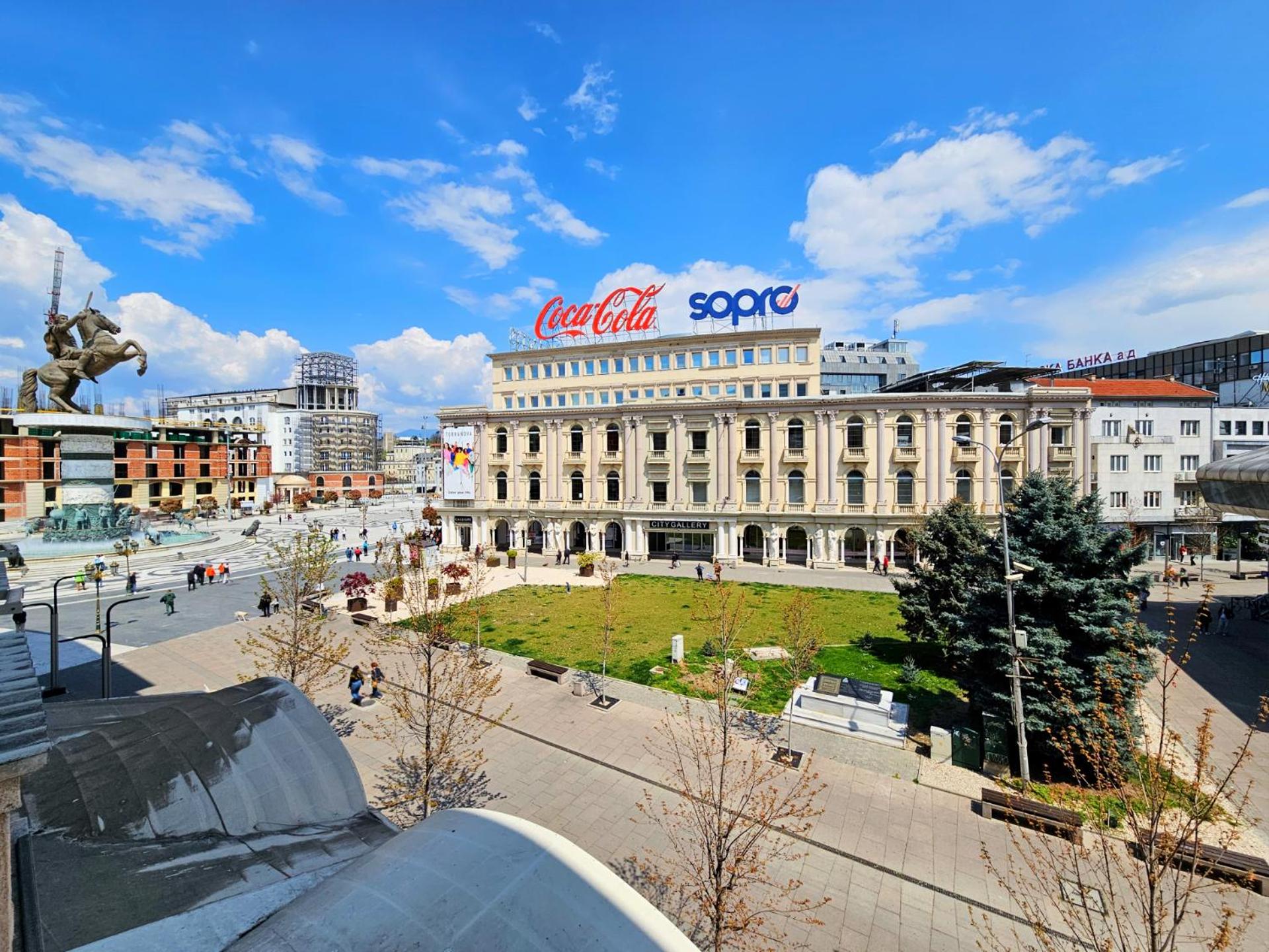 MIKA Square view 3
