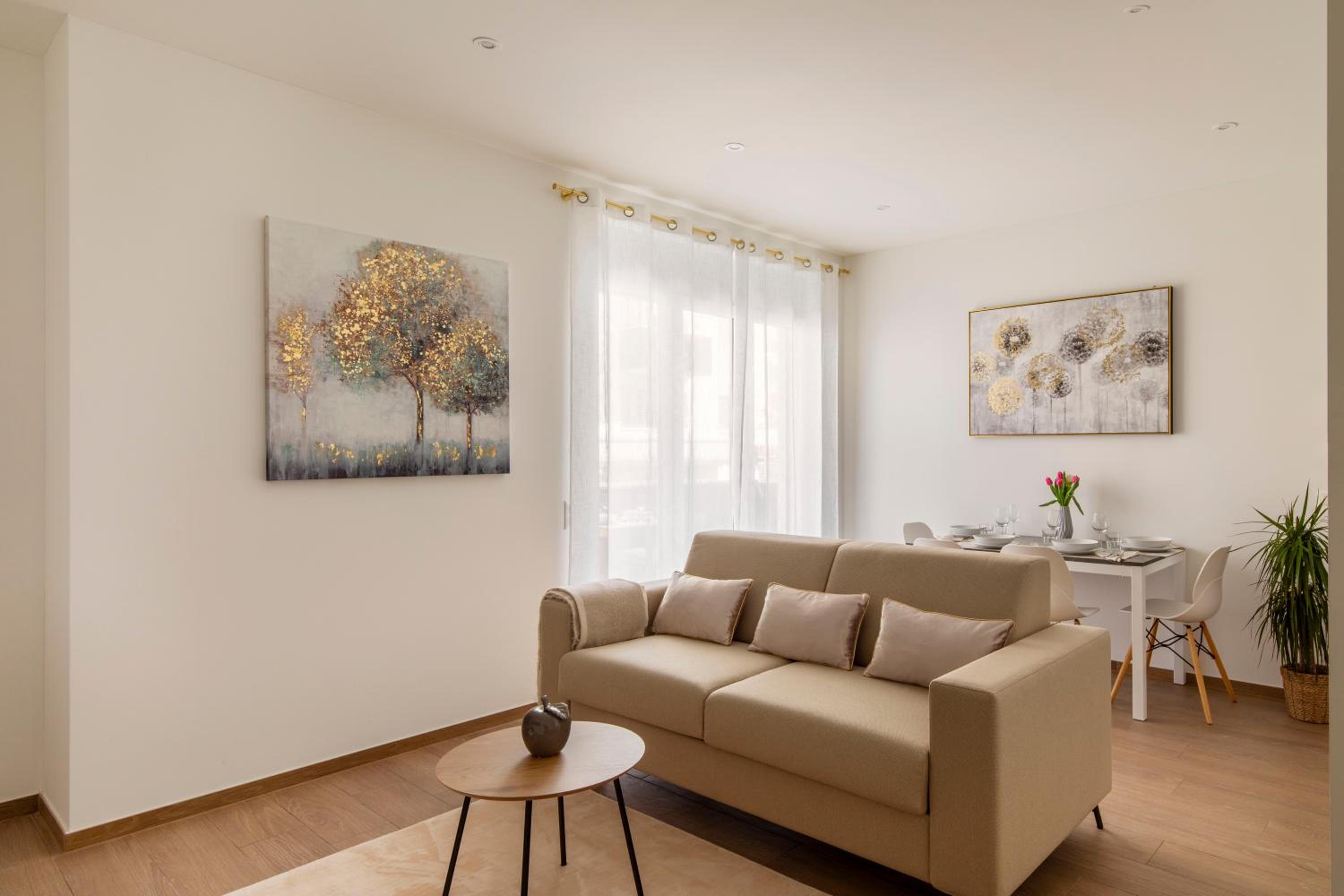 Lugano Superior Suites - Free Parking