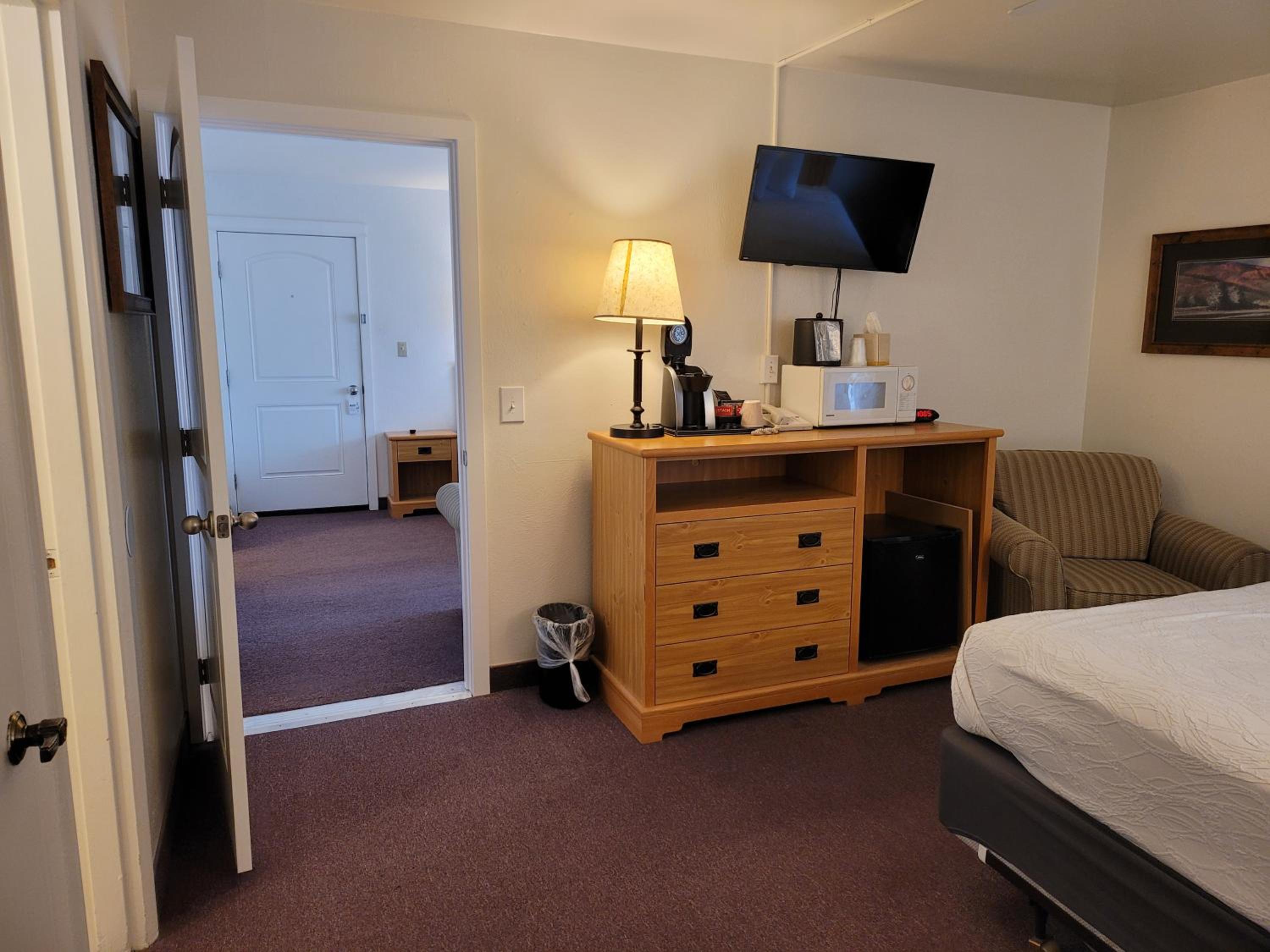 Baker City Vacations - Bridge Street Inn - Property Image 17