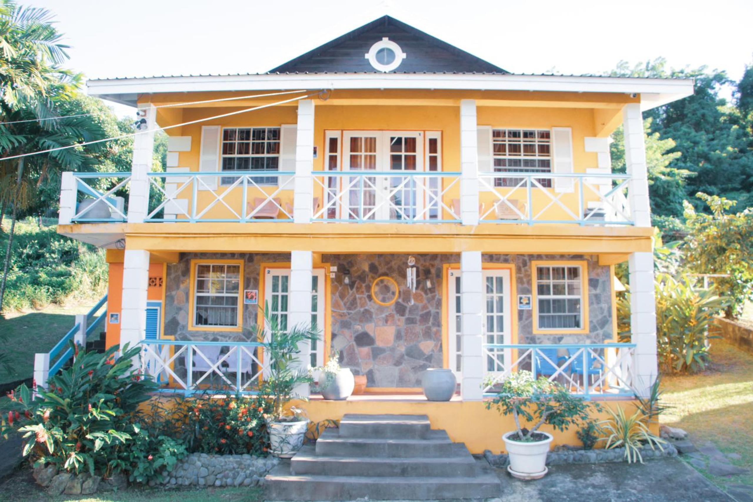 Buttercup Cottage Apartments