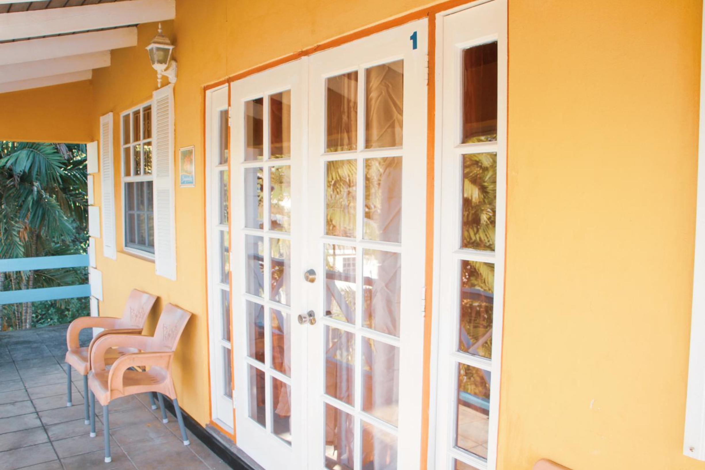 Buttercup Cottage Apartments