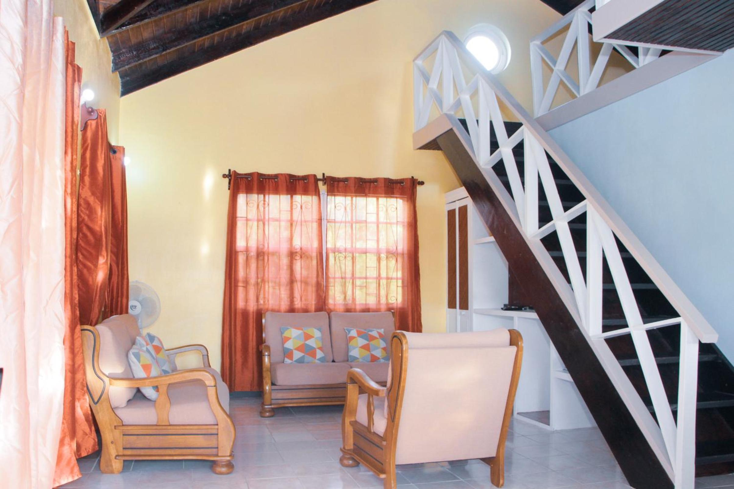 Buttercup Cottage Apartments