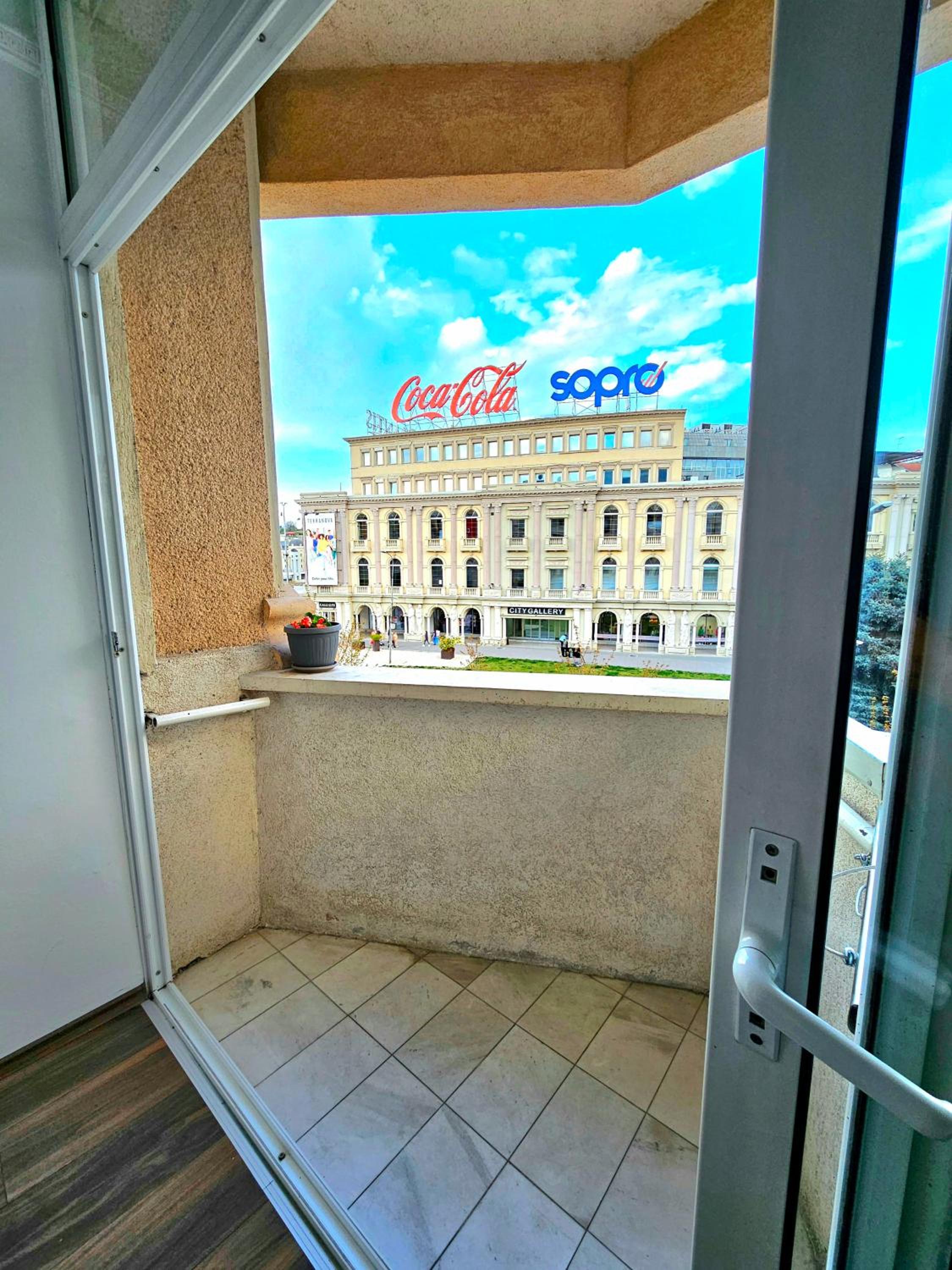 MIKA Square view 4