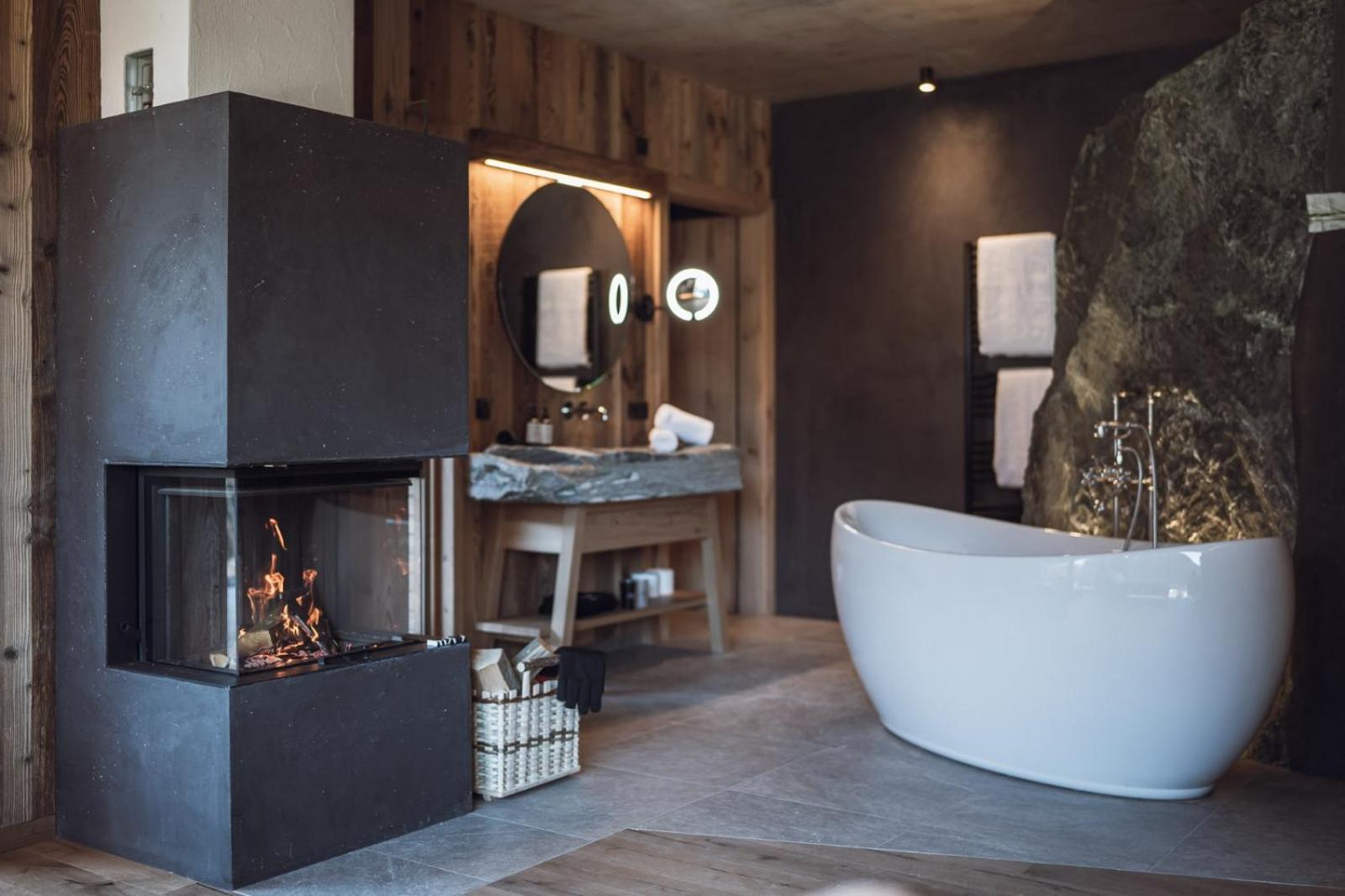 Amus Chalets Dolomites - Luxury Chalets South Tyrol