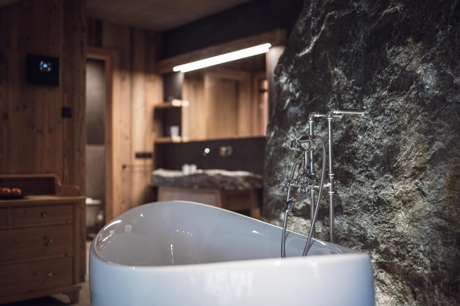 Amus Chalets Dolomites - Luxury Chalets South Tyrol