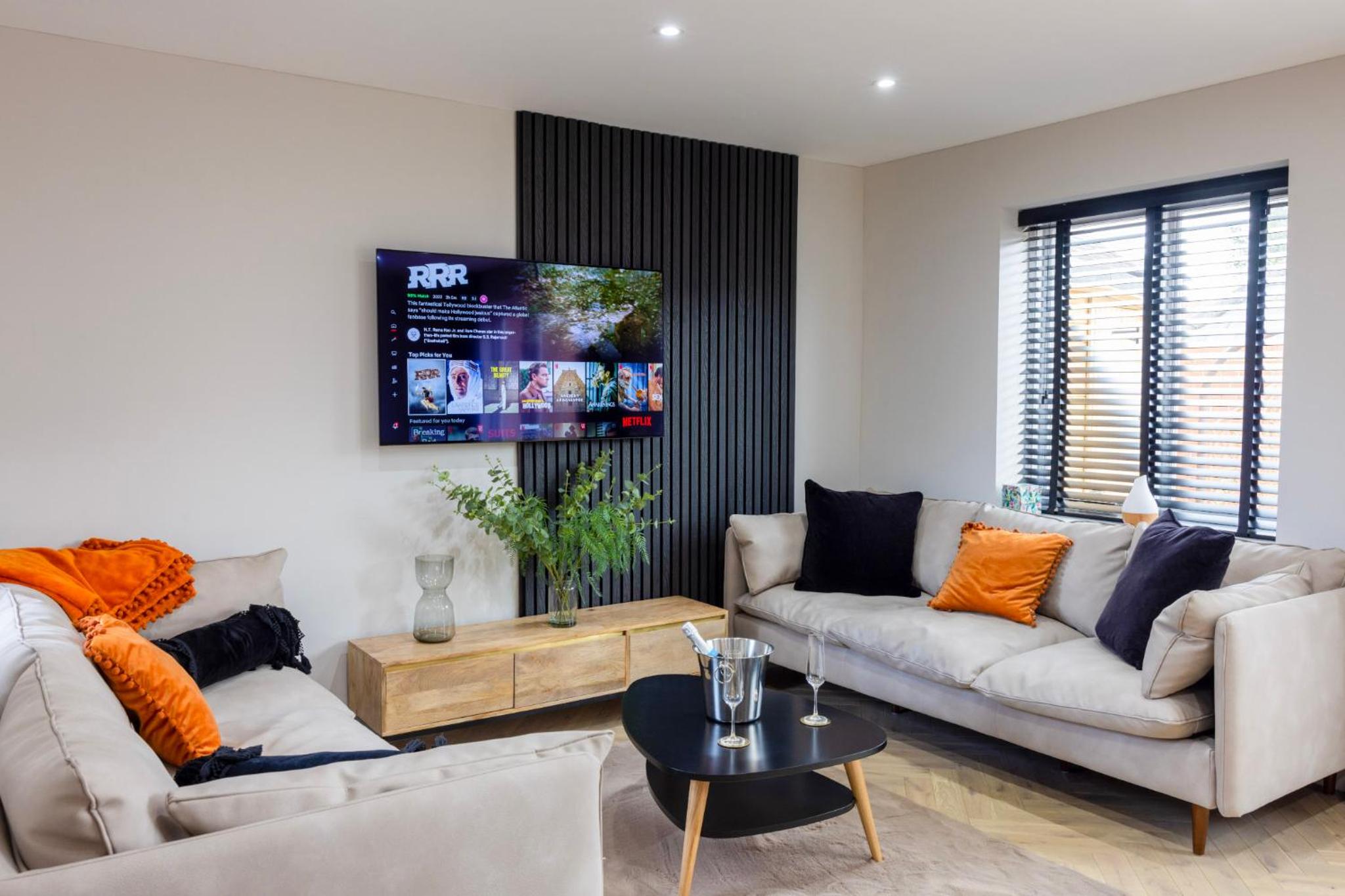 Charming 3-Bed House with 1 Parking space view 5