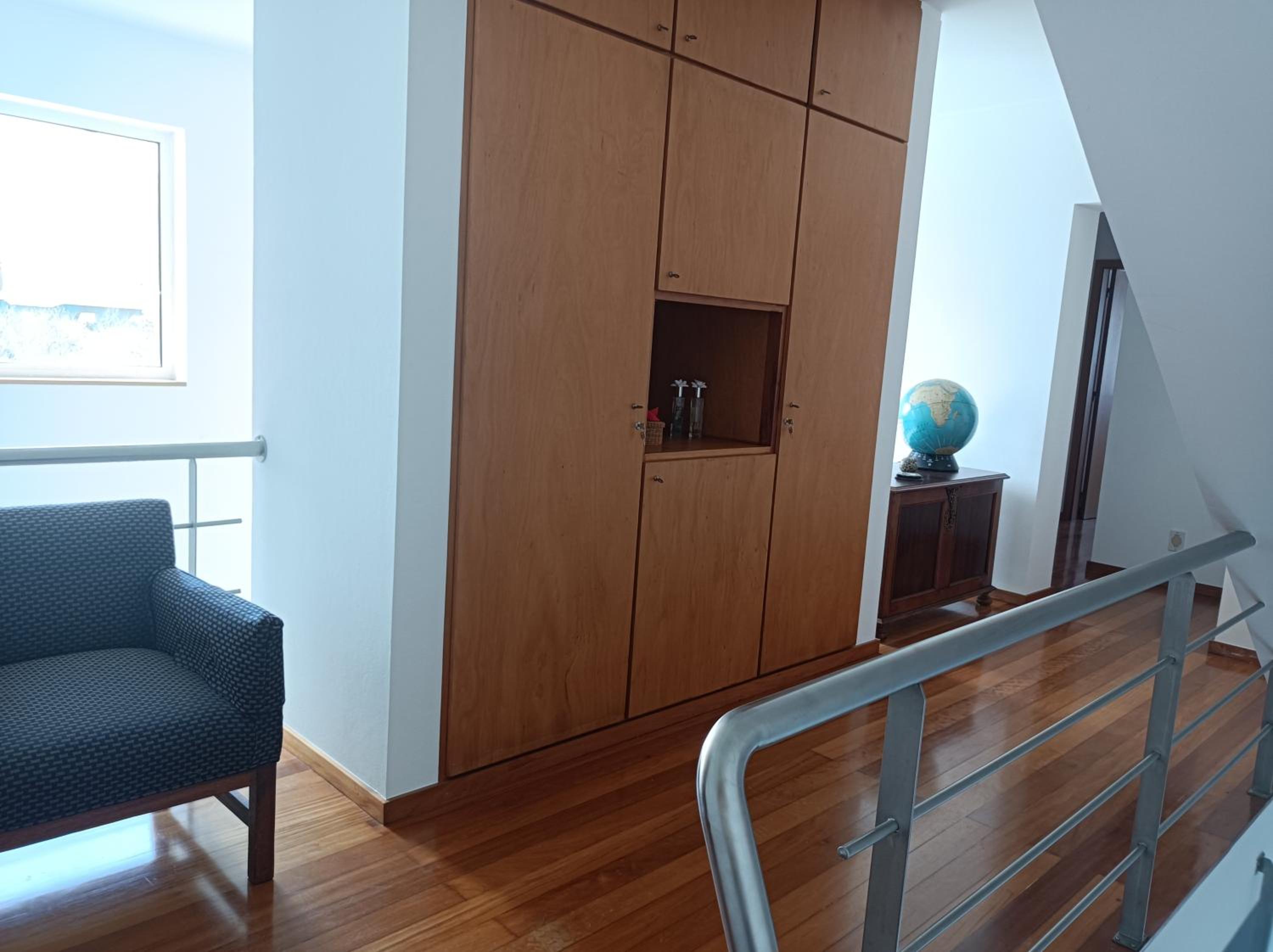Valmoa T4 view 2