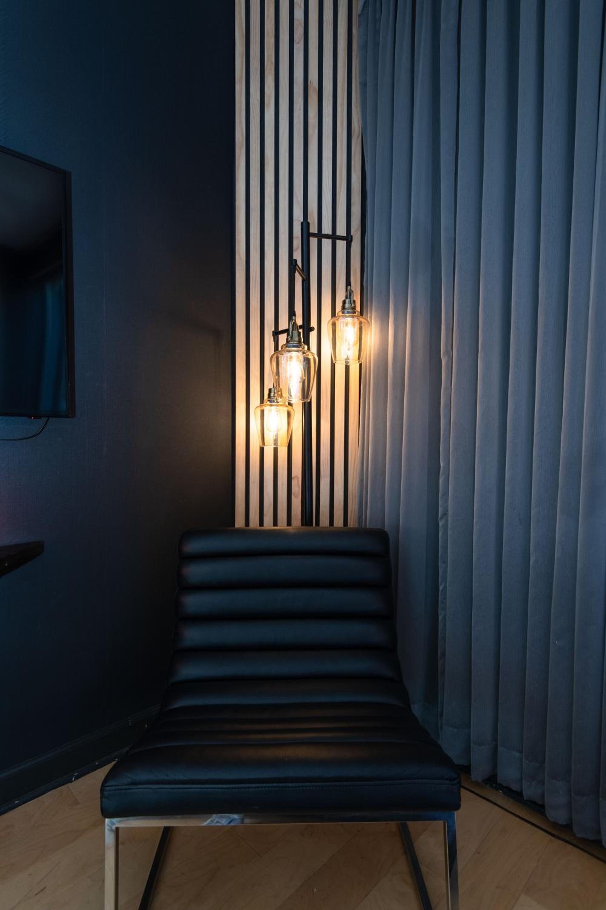 Los Angeles Vacations - Audemar Boutique Hotel and Apartment Homes - Property Image 12