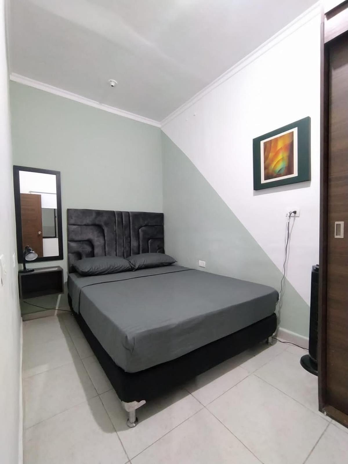 Apartamento turístico Medellín Laureles, By Family Rooms