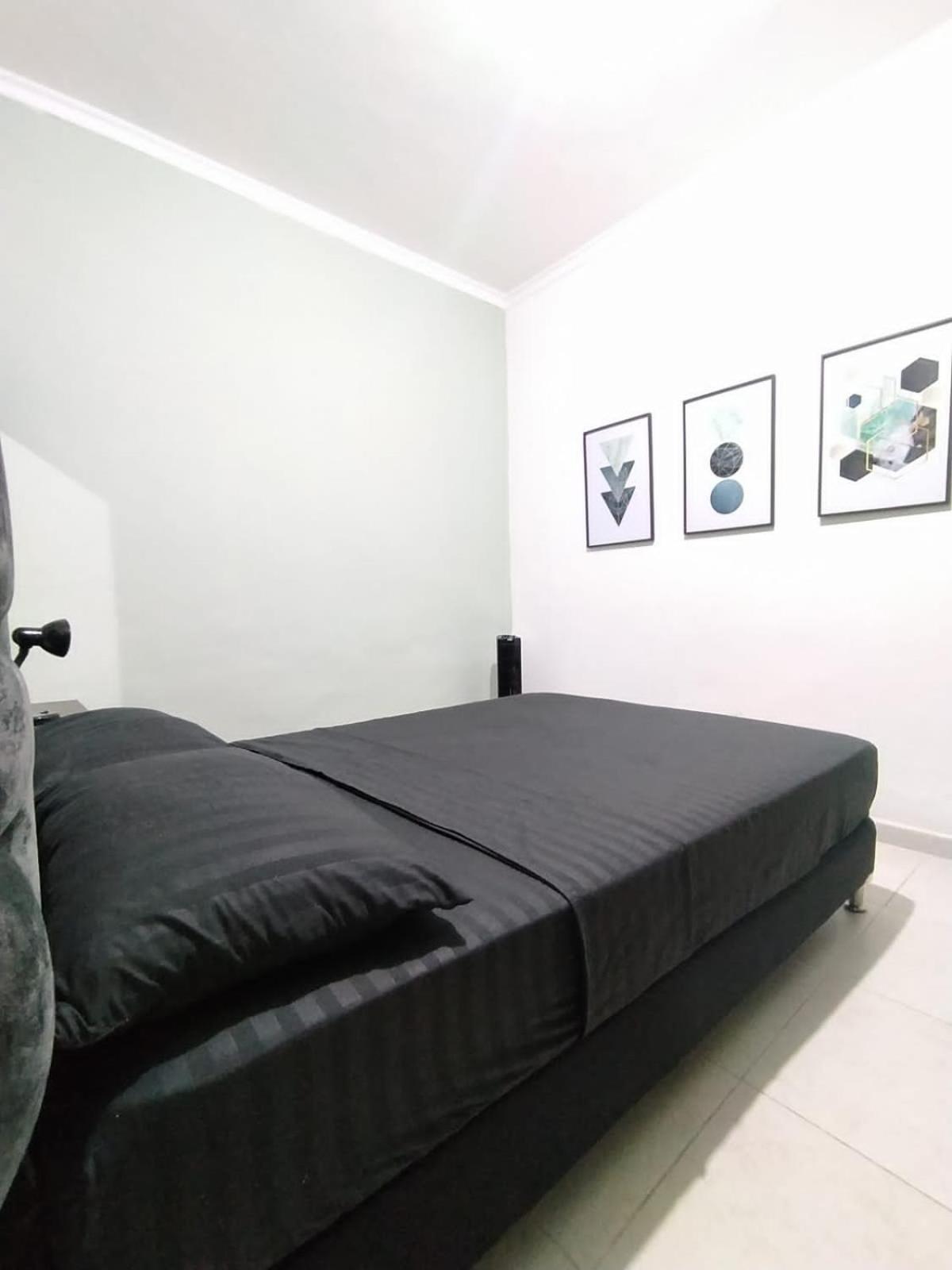 Apartamento turístico Medellín Laureles, By Family Rooms