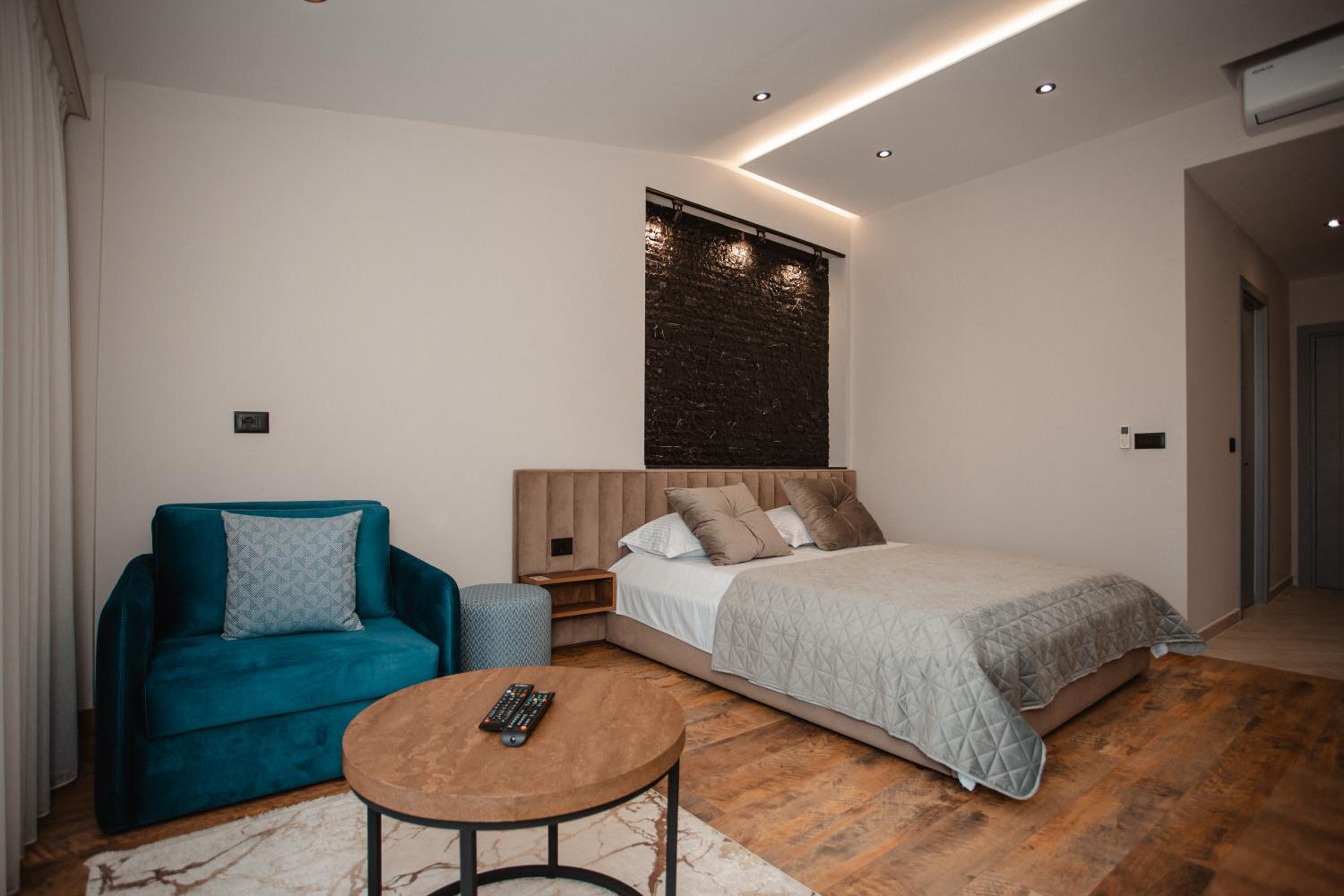 Centropolis Apartments
