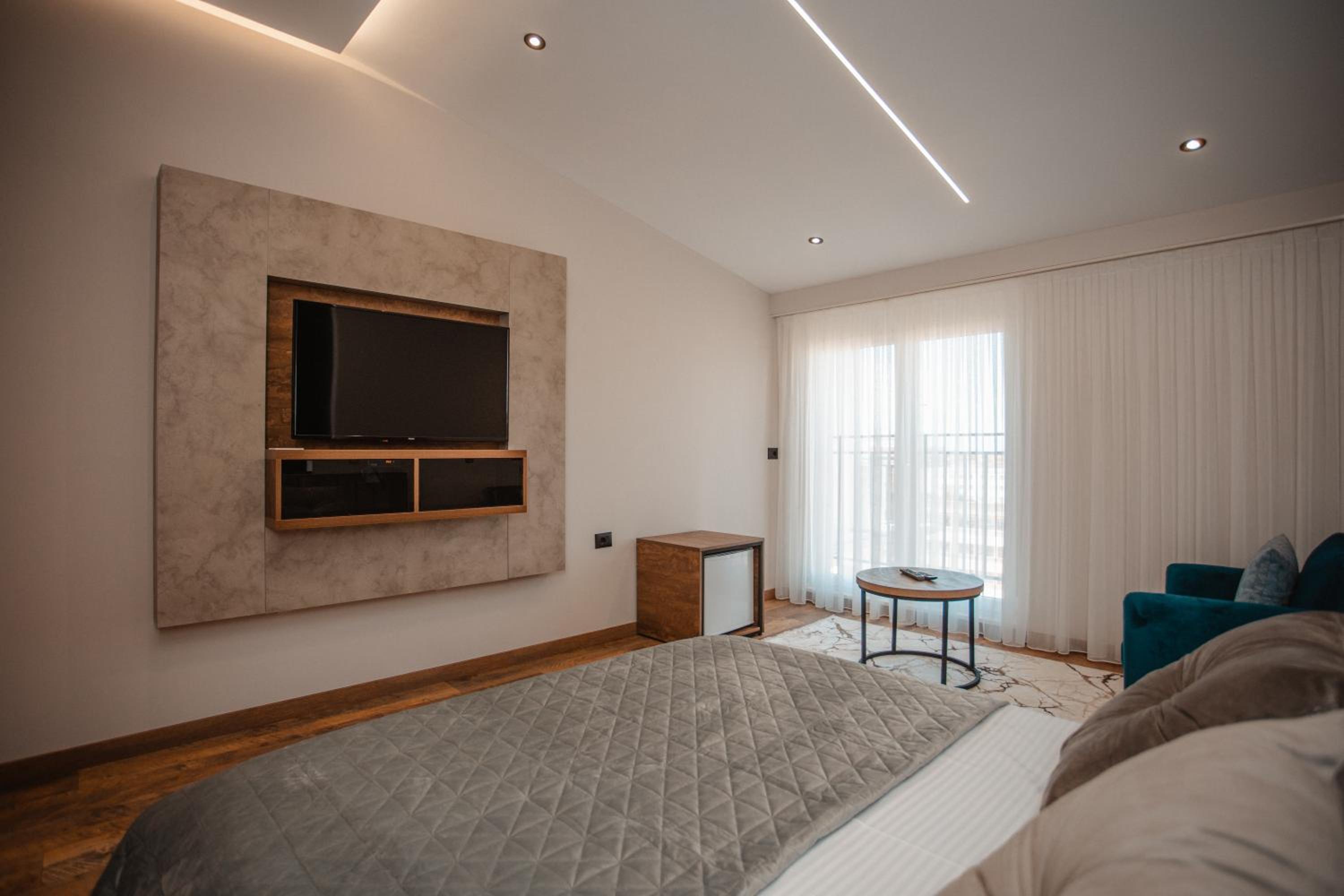 Centropolis Apartments