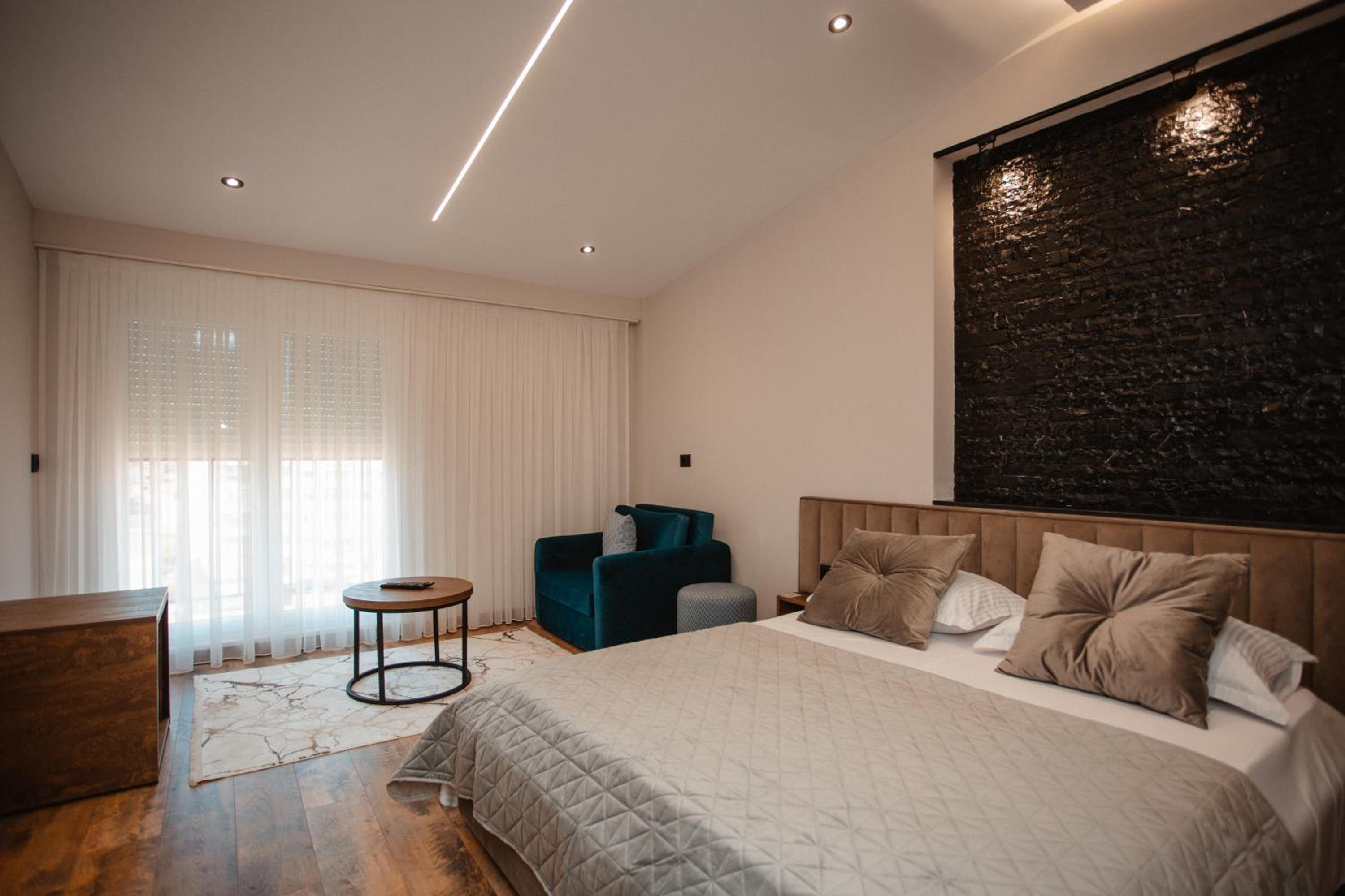 Centropolis Apartments