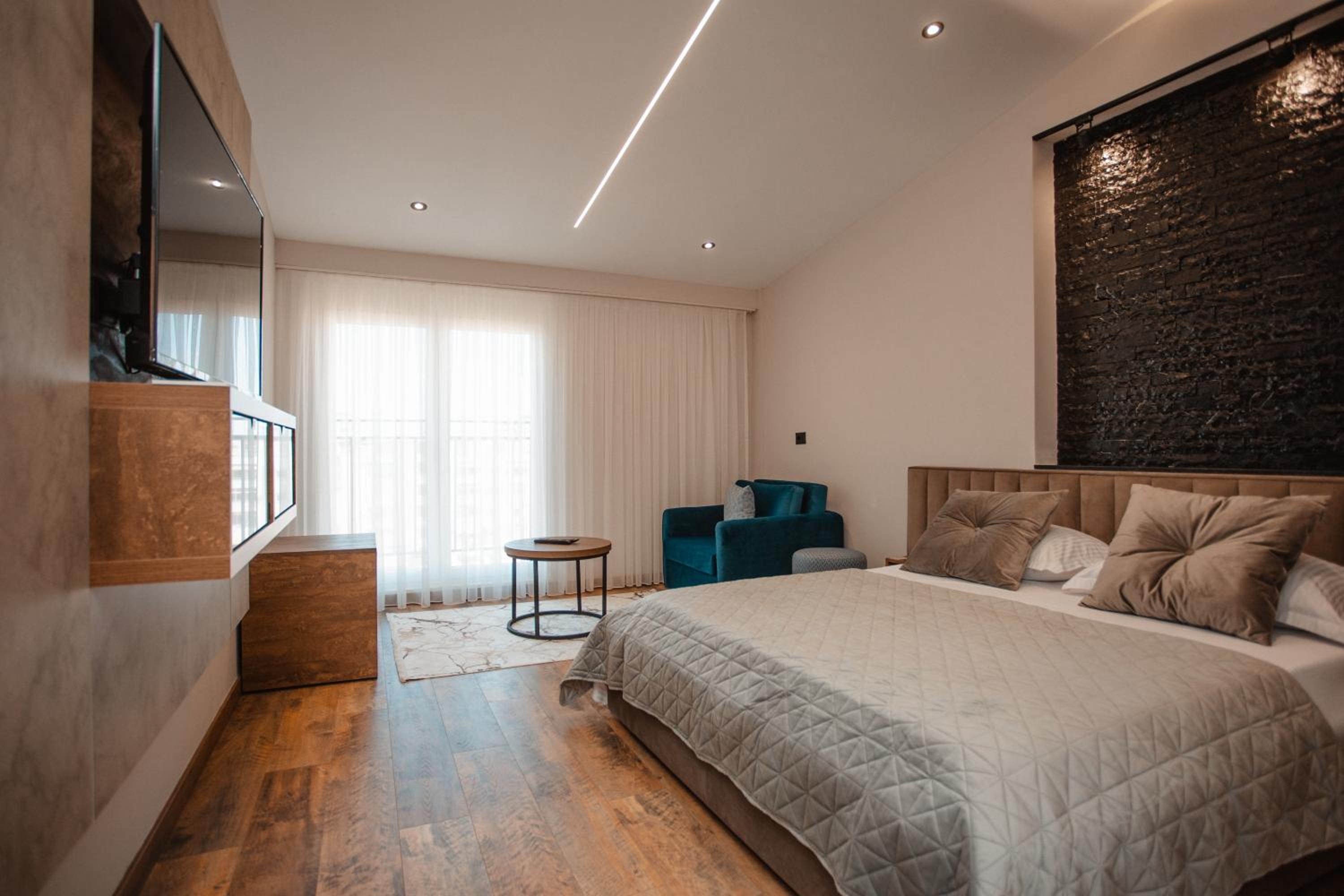 Centropolis Apartments