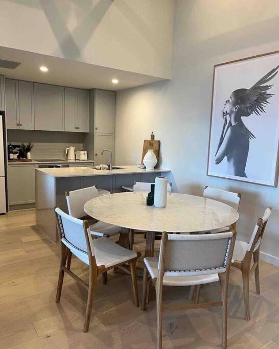 Hamptons @ Moana - beachfront 3 bed apartment