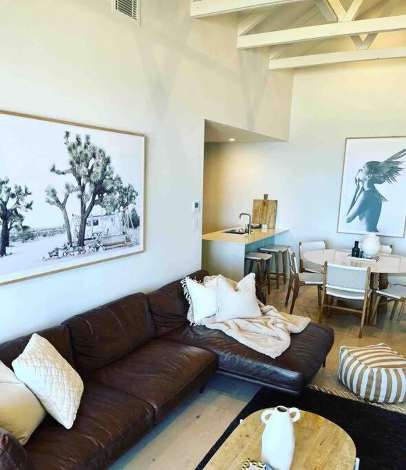 Hamptons @ Moana - beachfront 3 bed apartment
