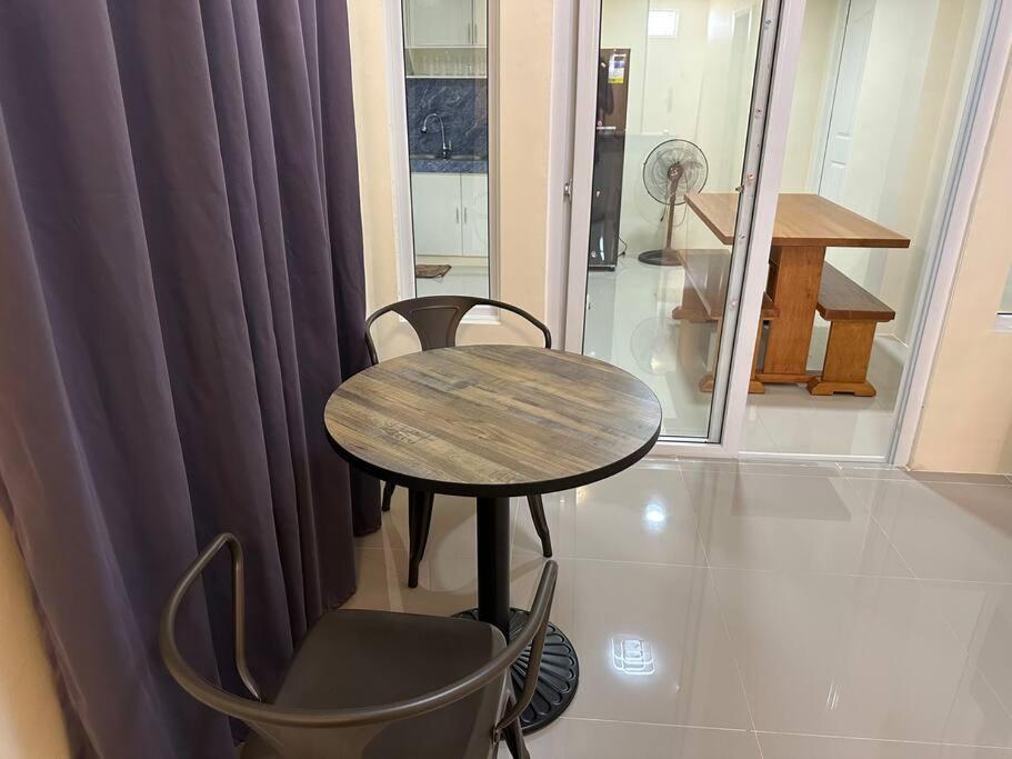 4 Bedroom Bungalow, Angeles City view 5