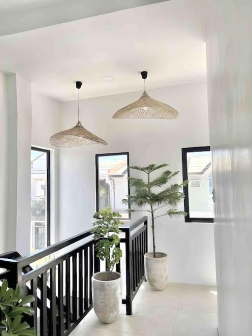 NEW Modern Suite near Beach & Airport view 3