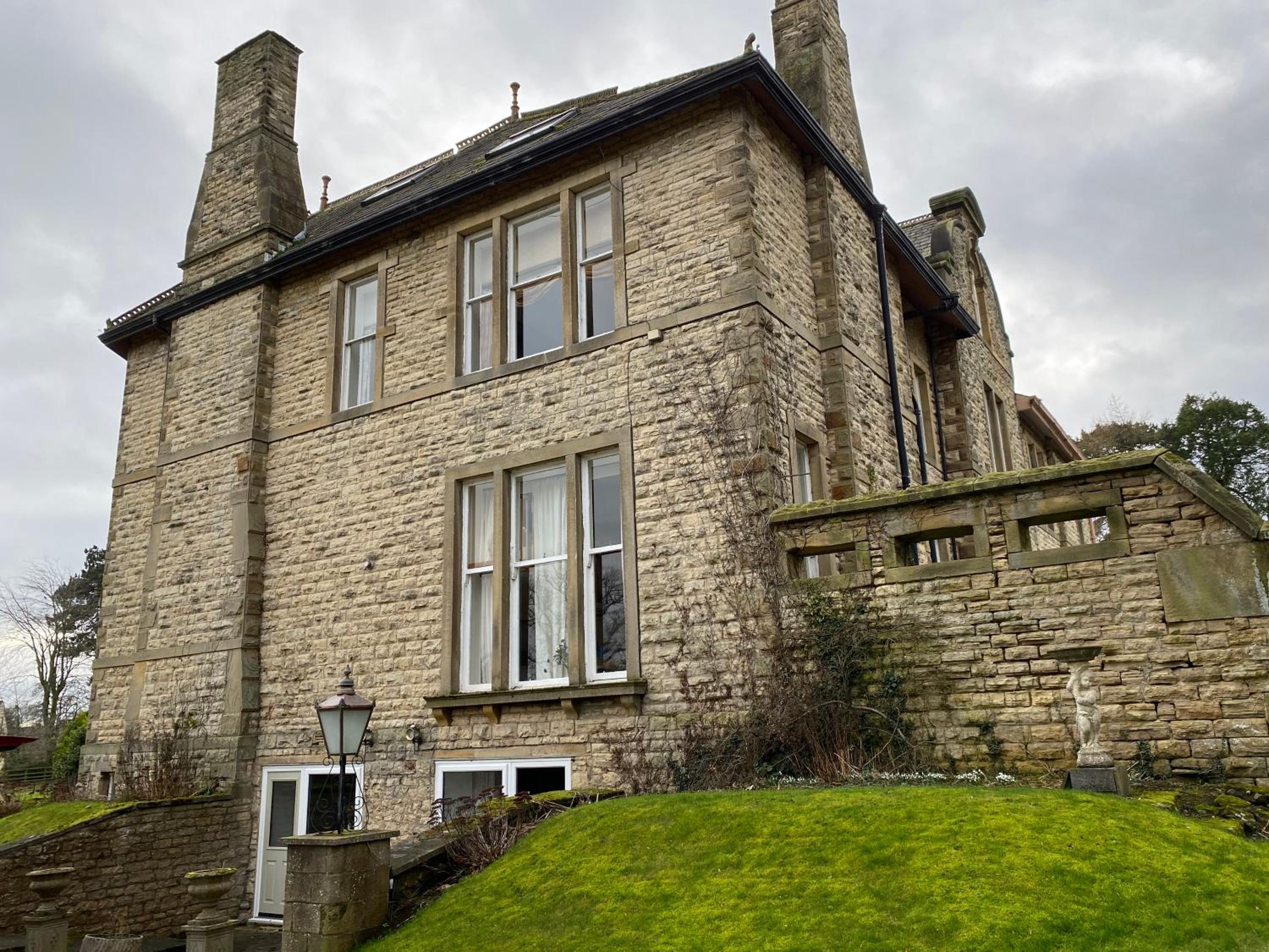 Bellfield Country Suites
