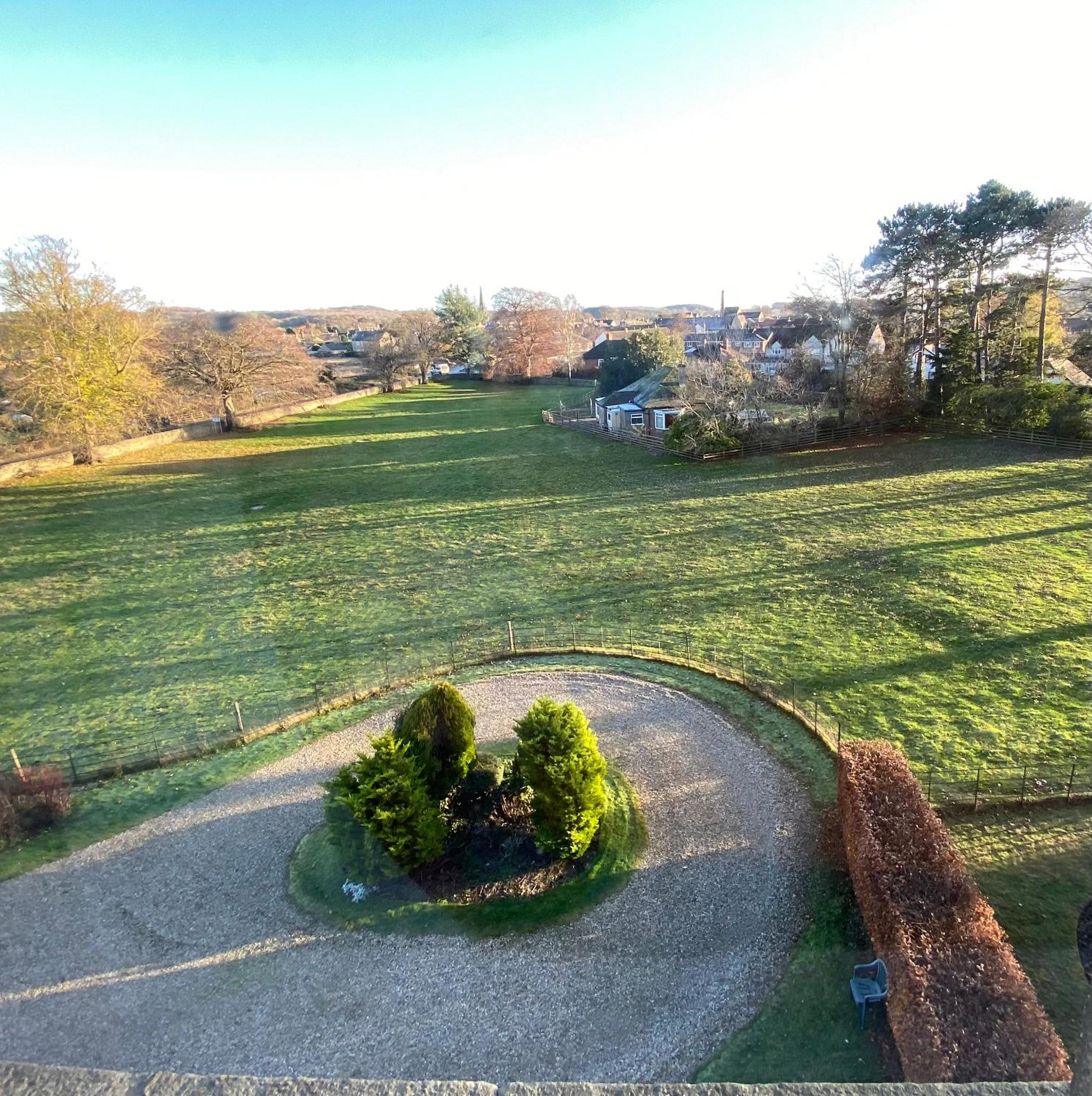 Bellfield Country Suites