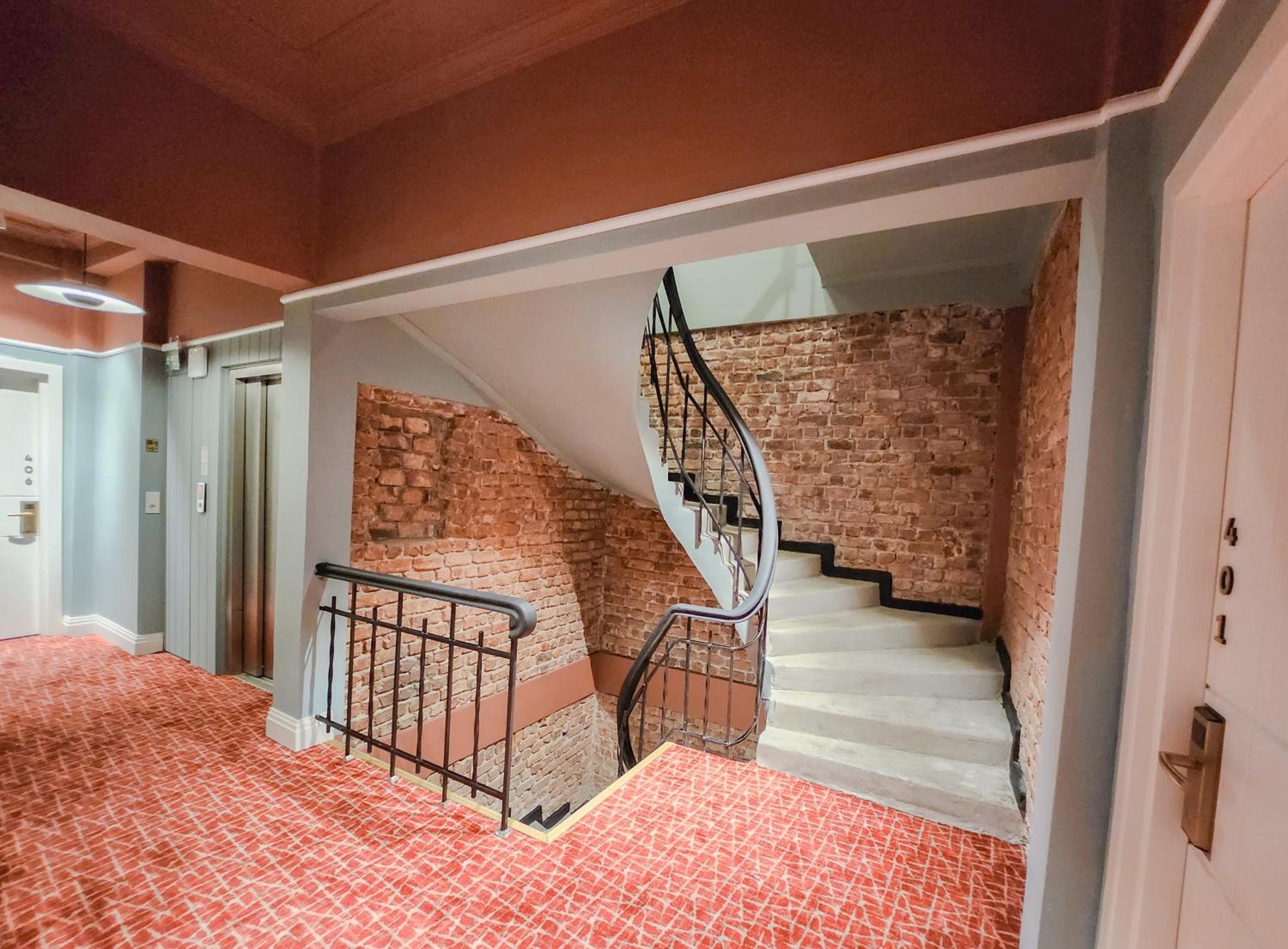 EA Exclusive Otel - Image 12