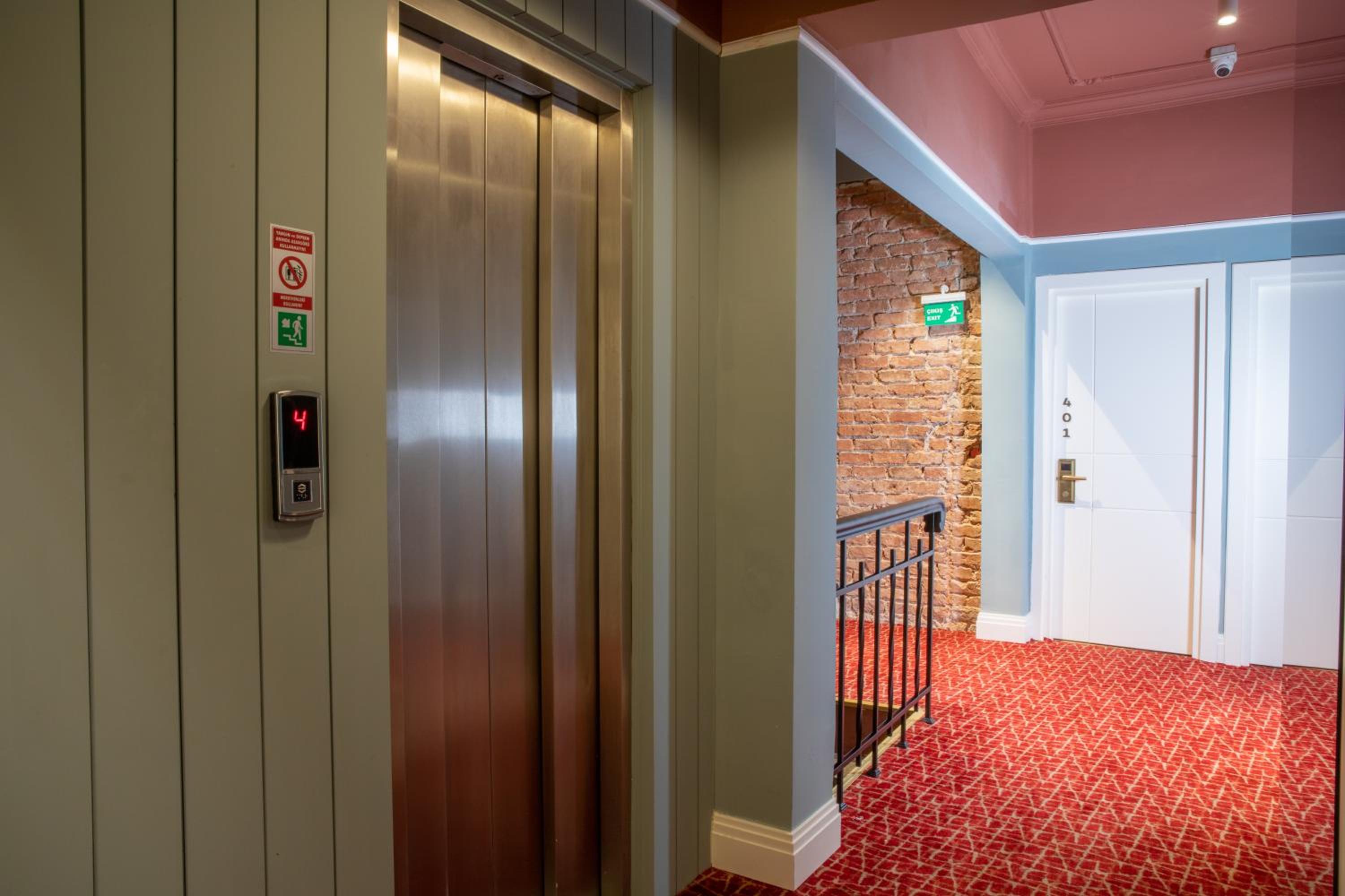 EA Exclusive Otel - Image 13