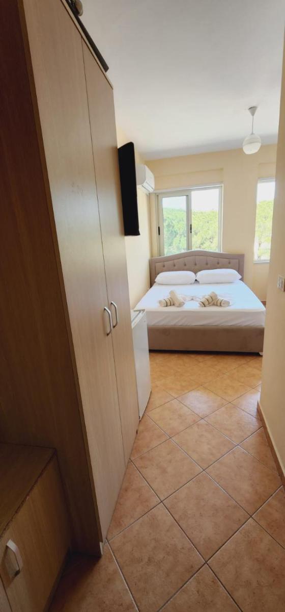 Apartment 16 photo 5