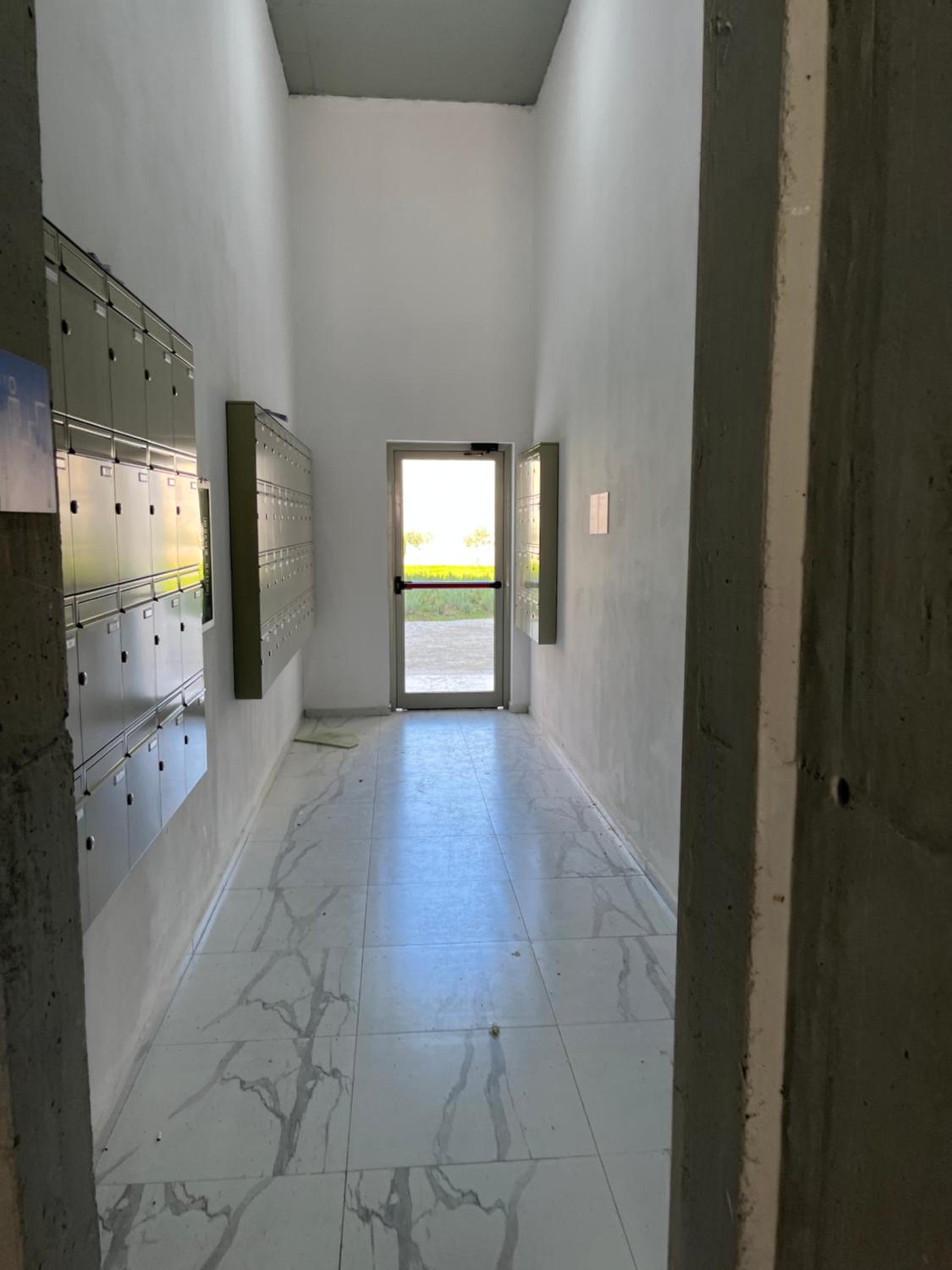 Comfy Nest Apartment- free parking