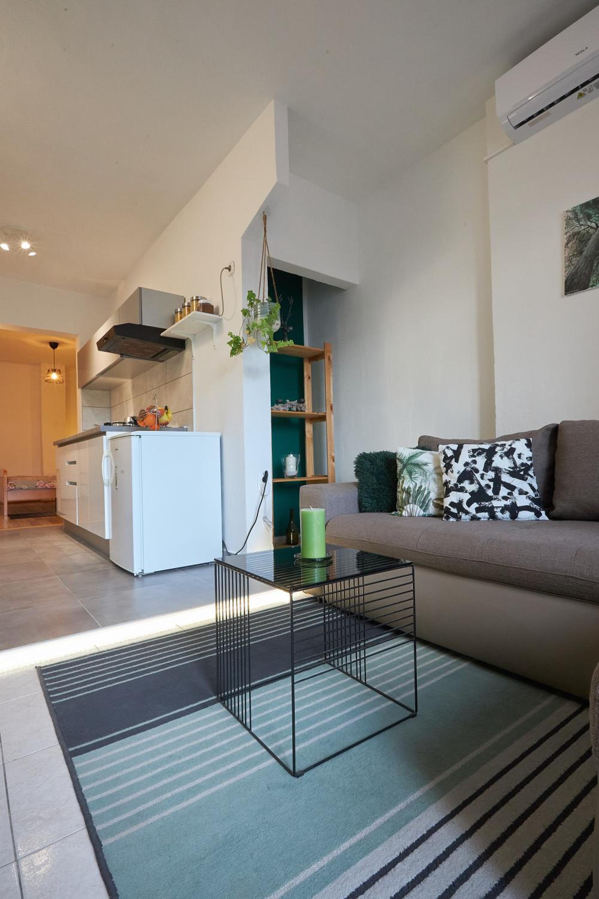 Apartment Green view 3