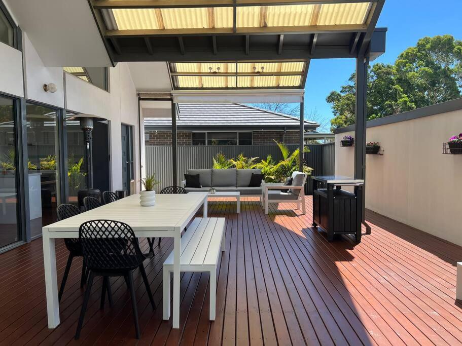 Stylish 3BR home with outdoor entertaining