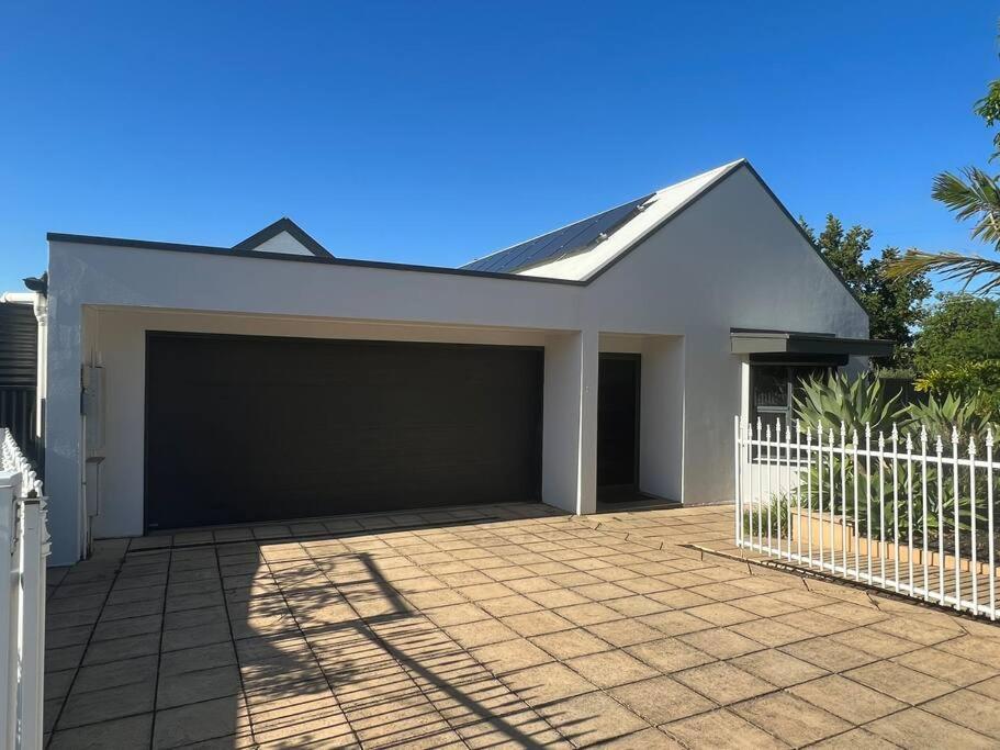 Stylish 3BR home with outdoor entertaining