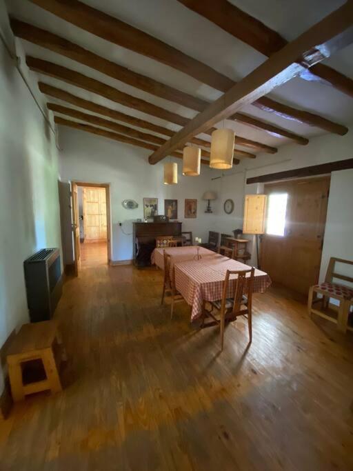 El Rancho Azul, casona antigua con piscina