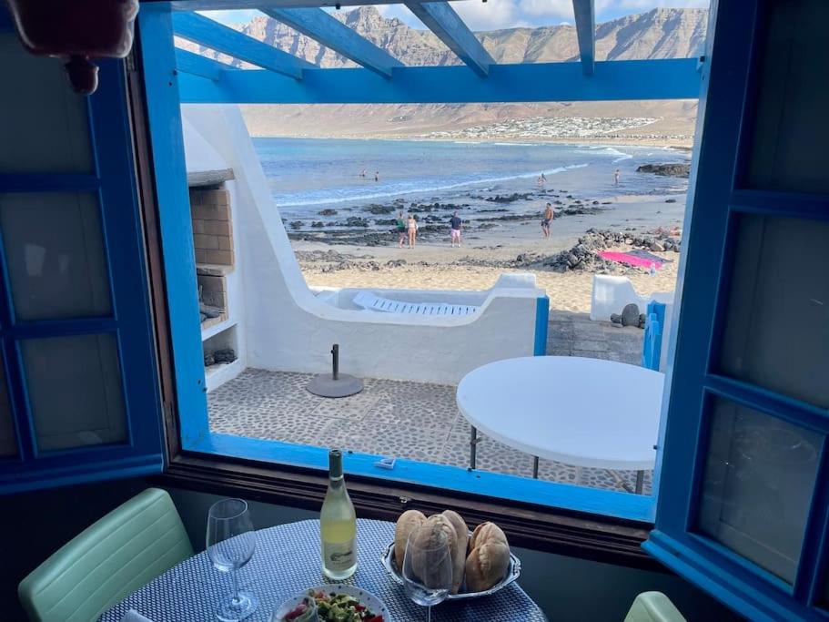 Villa Beachfront Famara