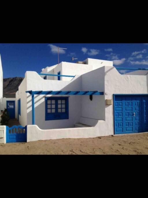 Villa Beachfront Famara