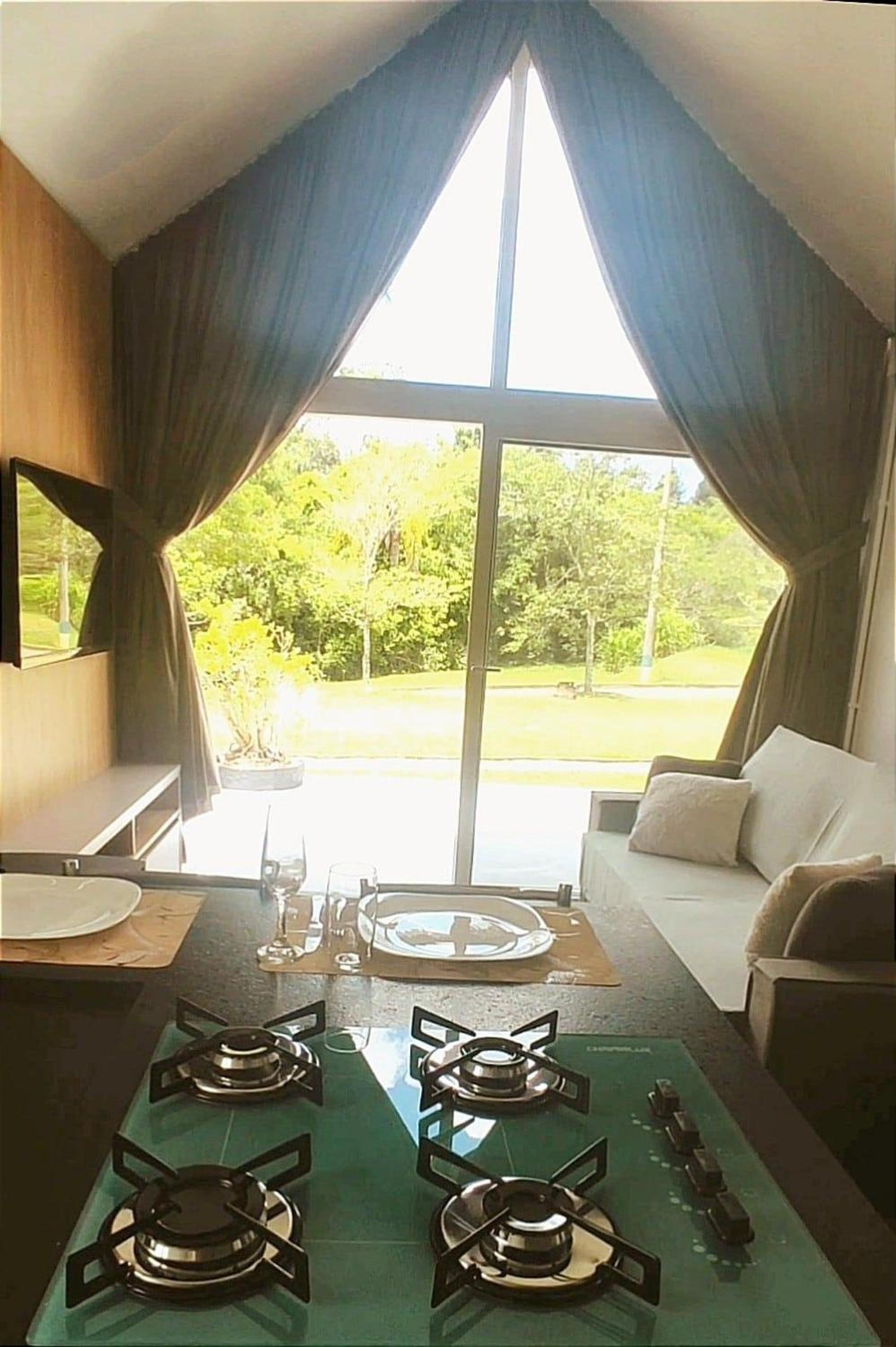 Cabana Estilosa junto a natureza