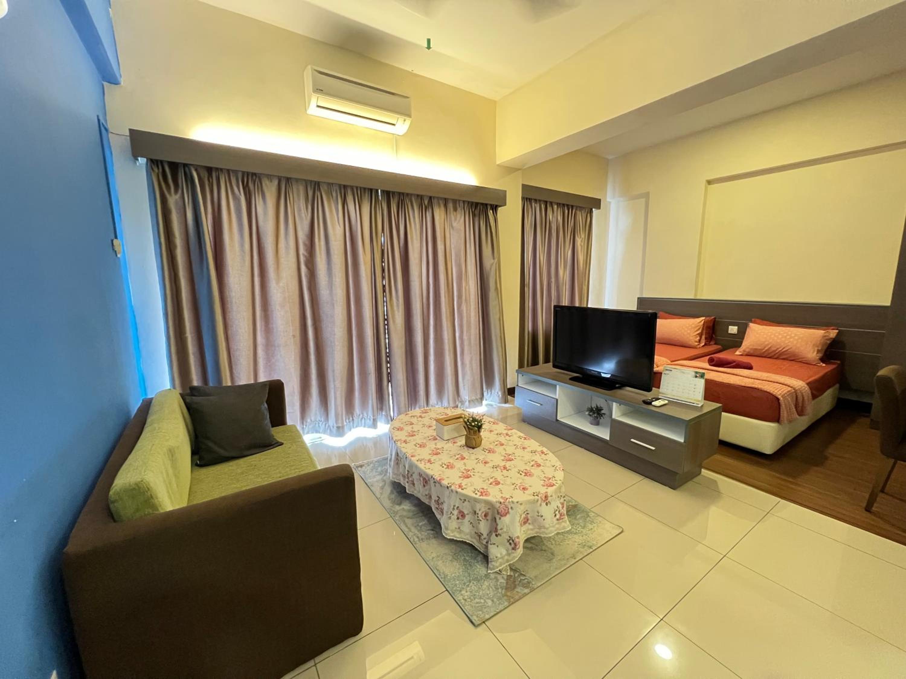 Homestay B-Lagoon Ayer Keroh Melaka by AlliEyka photo 6