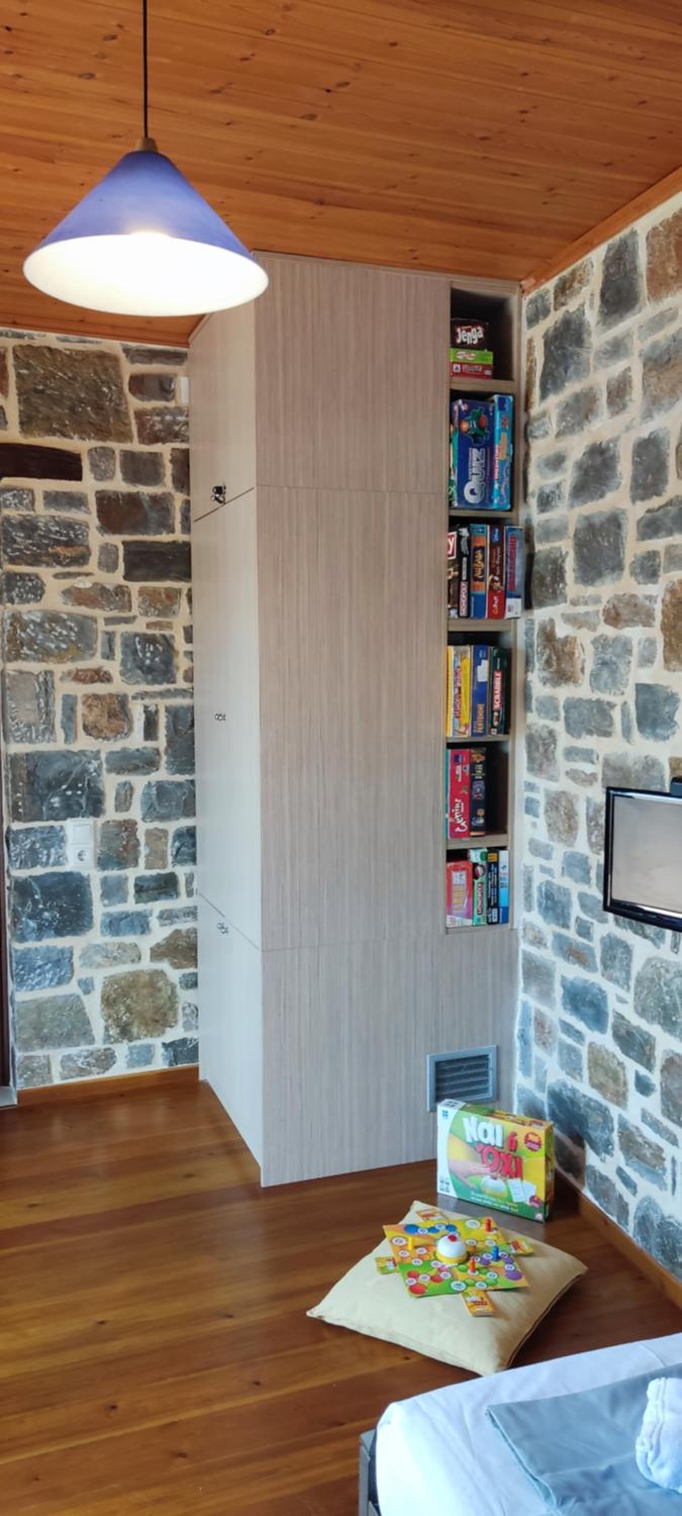 Photo 42