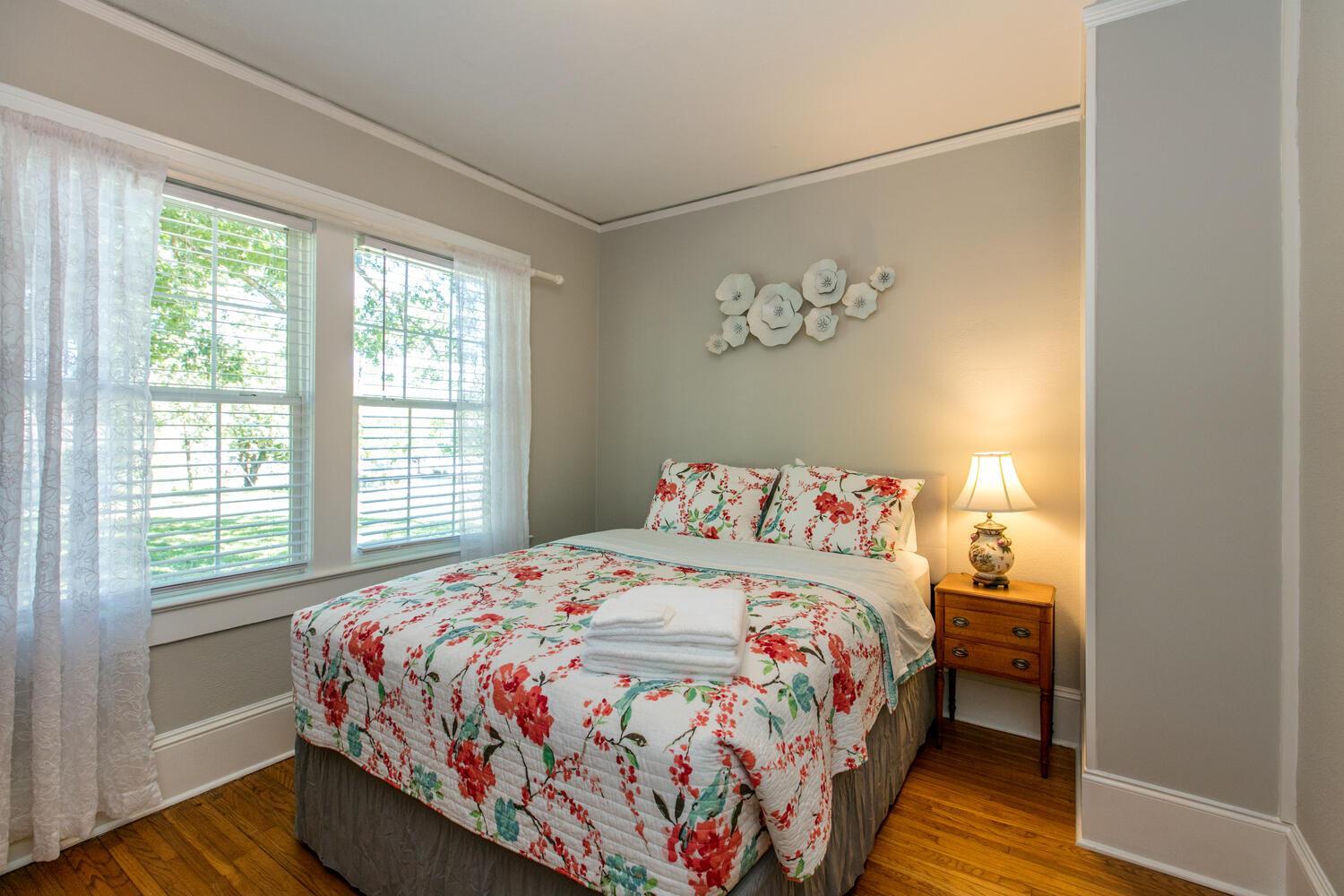 Roomy 5BR Bungalow with Backyard, Walk to Downtown