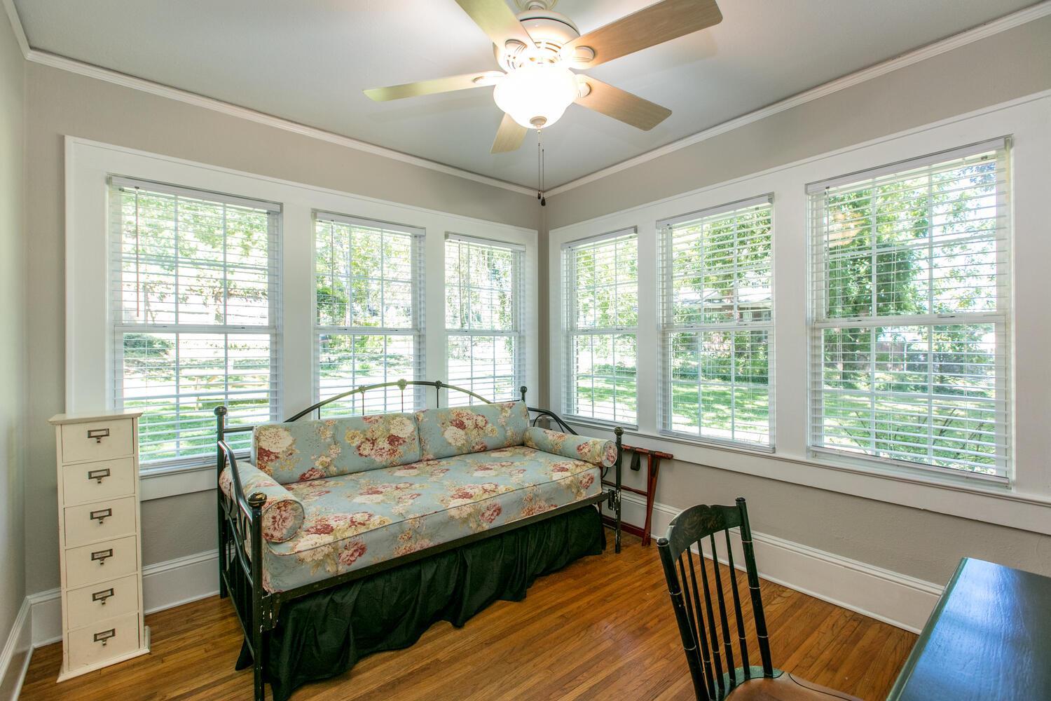 Roomy 5BR Bungalow with Backyard, Walk to Downtown