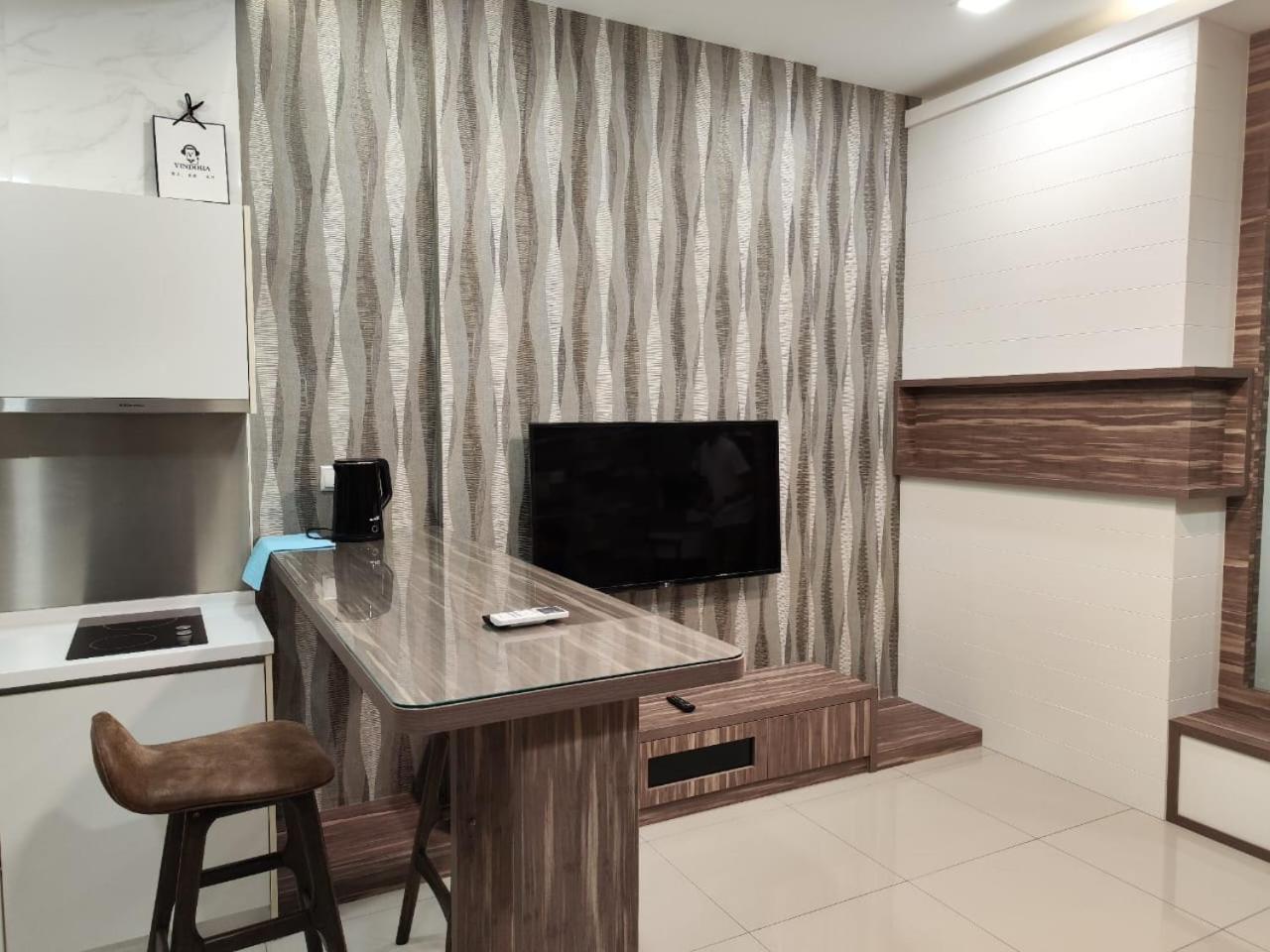 Twin Galaxy King Bed 2pax with Netflix nice city view