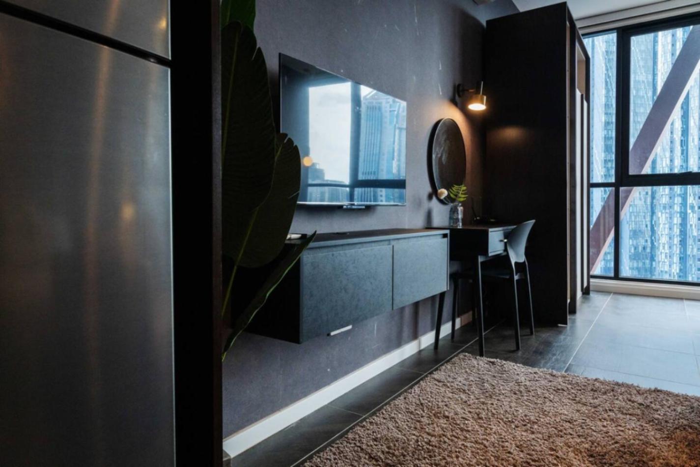 Scarletz Suites KLCC Twin Tower by Purple Orchid