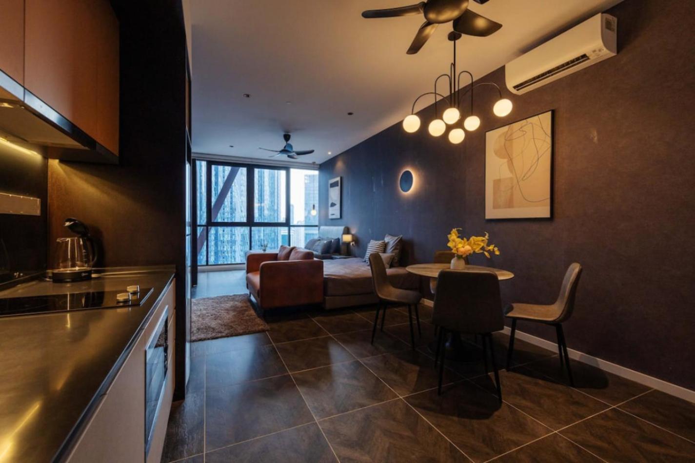 Scarletz Suites KLCC Twin Tower by Purple Orchid