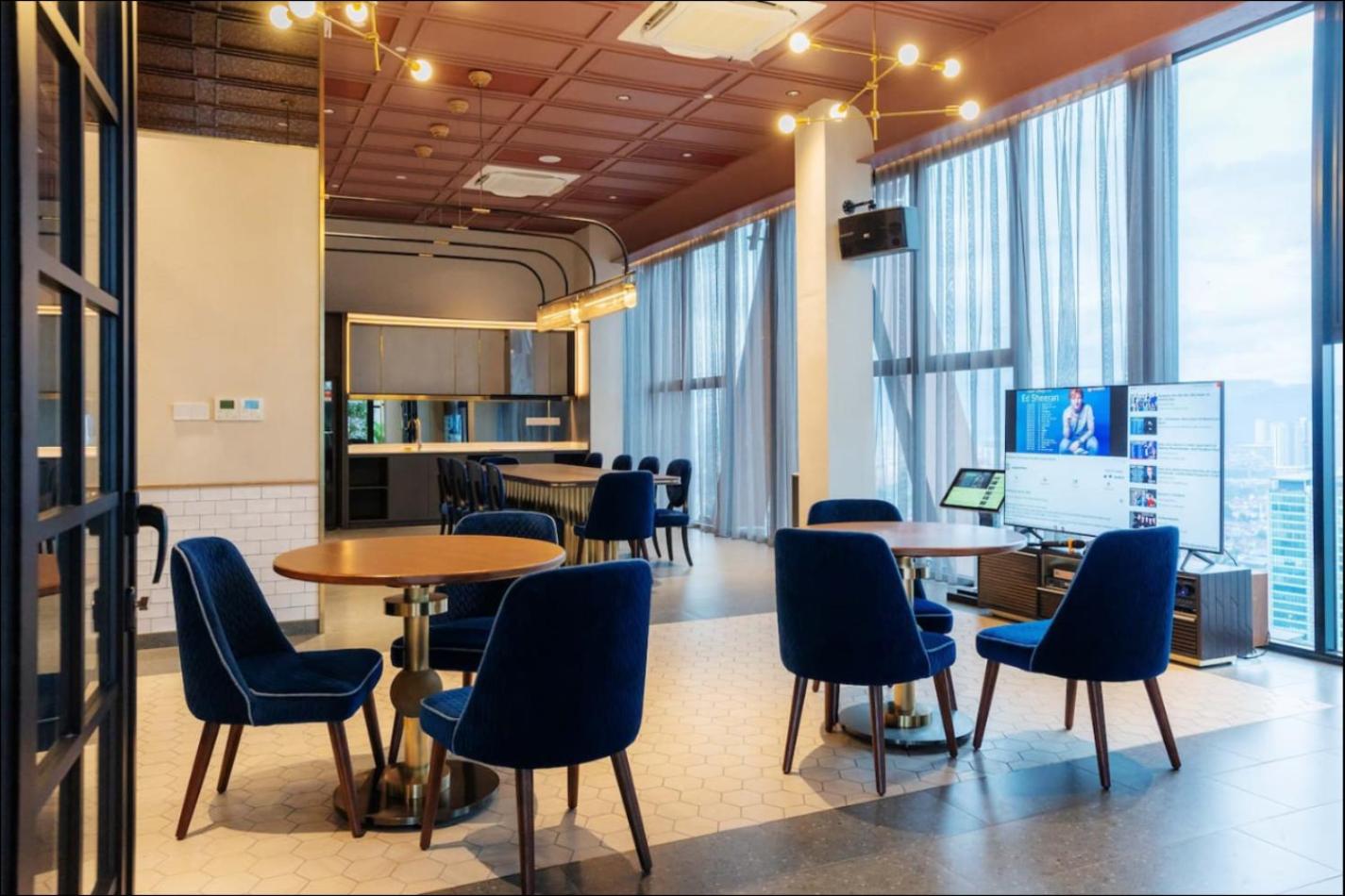 Scarletz Suites KLCC Twin Tower by Purple Orchid