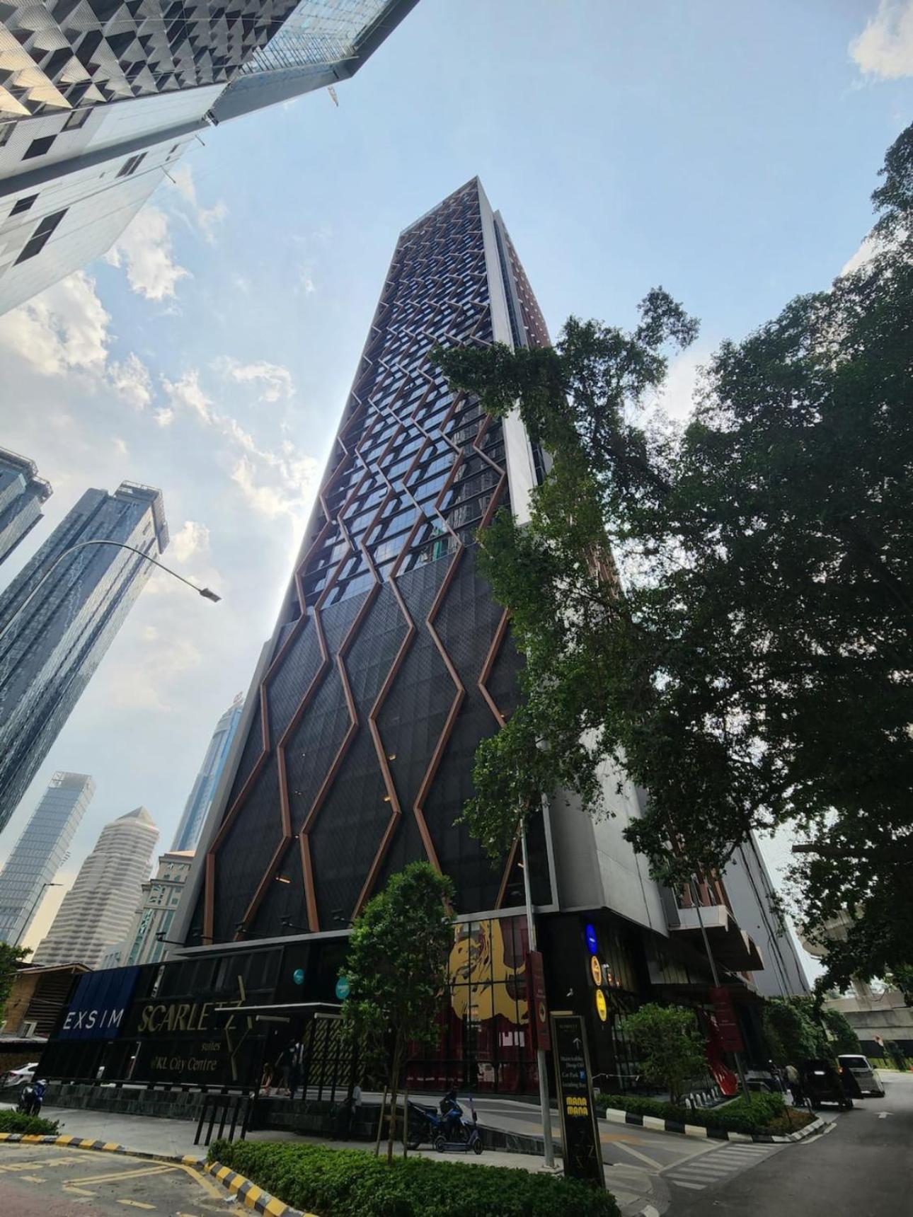 Scarletz Suites KLCC Twin Tower by Purple Orchid